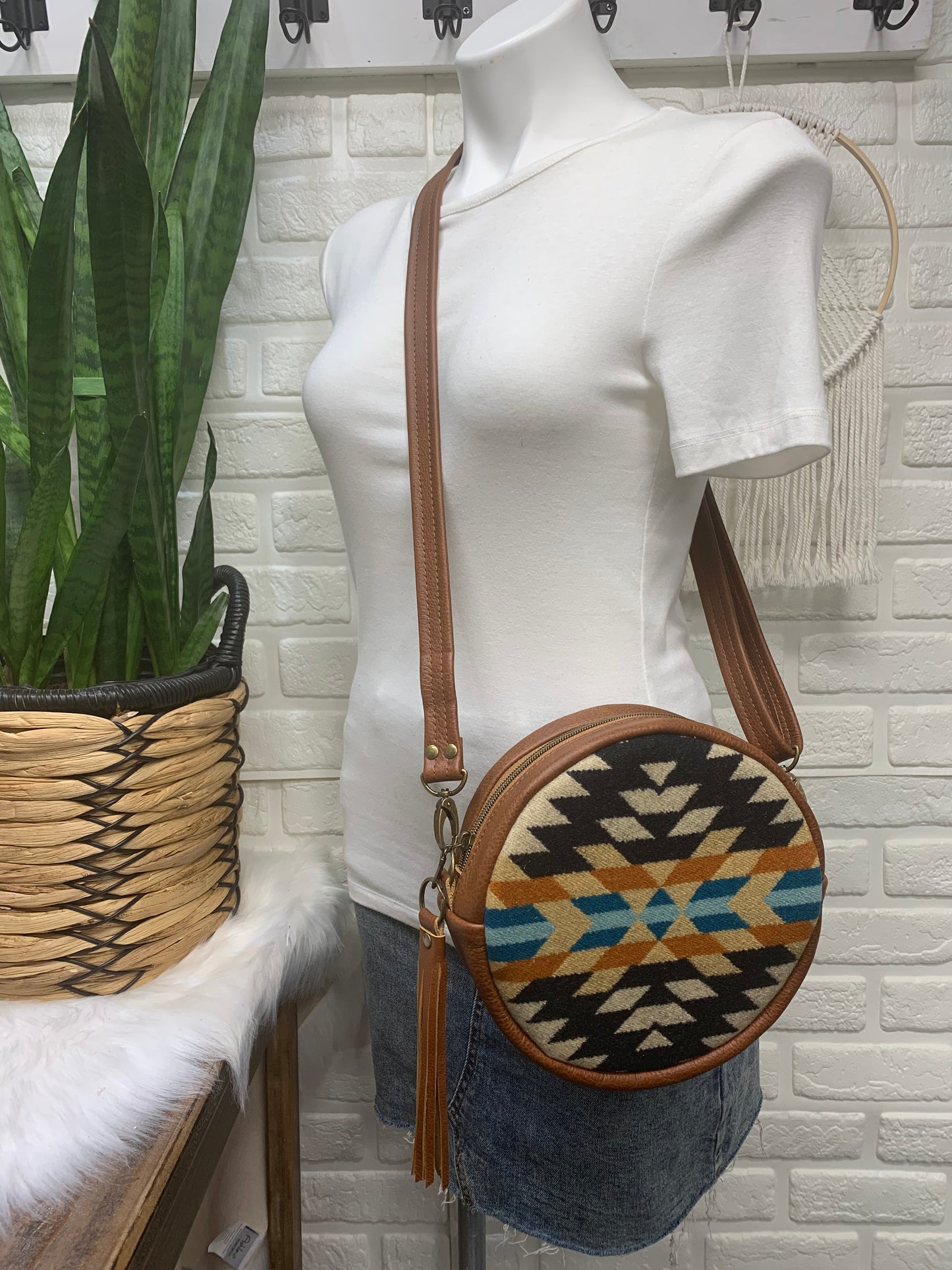 Moonstone crossbody bag, Rancho Arroyo brown wool, Circle bag