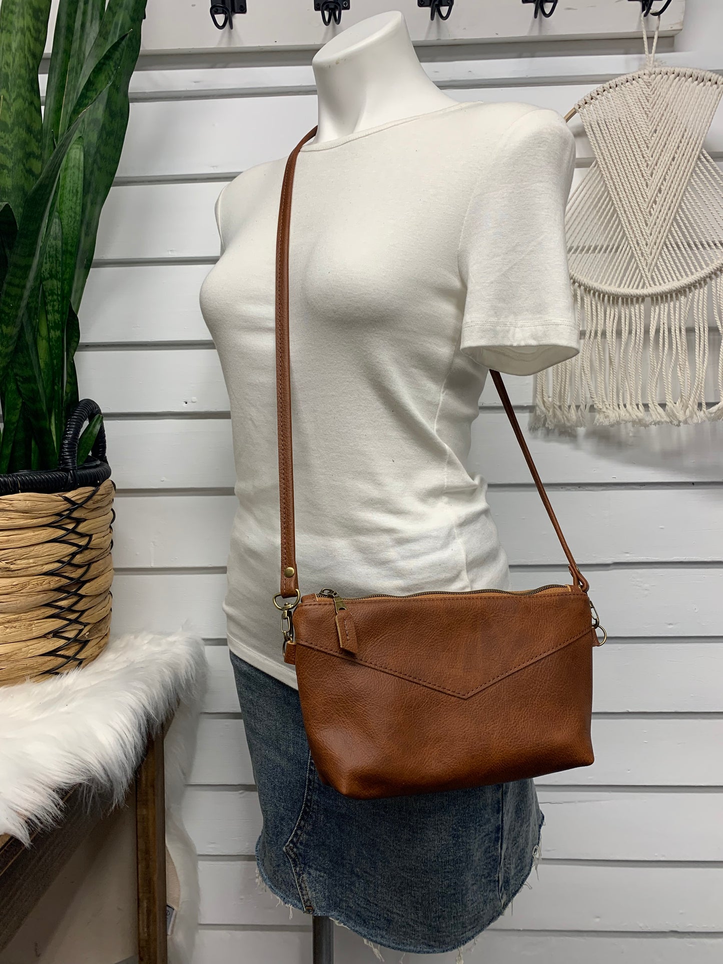 Ruby crossbody bag Spice brown Italian leather