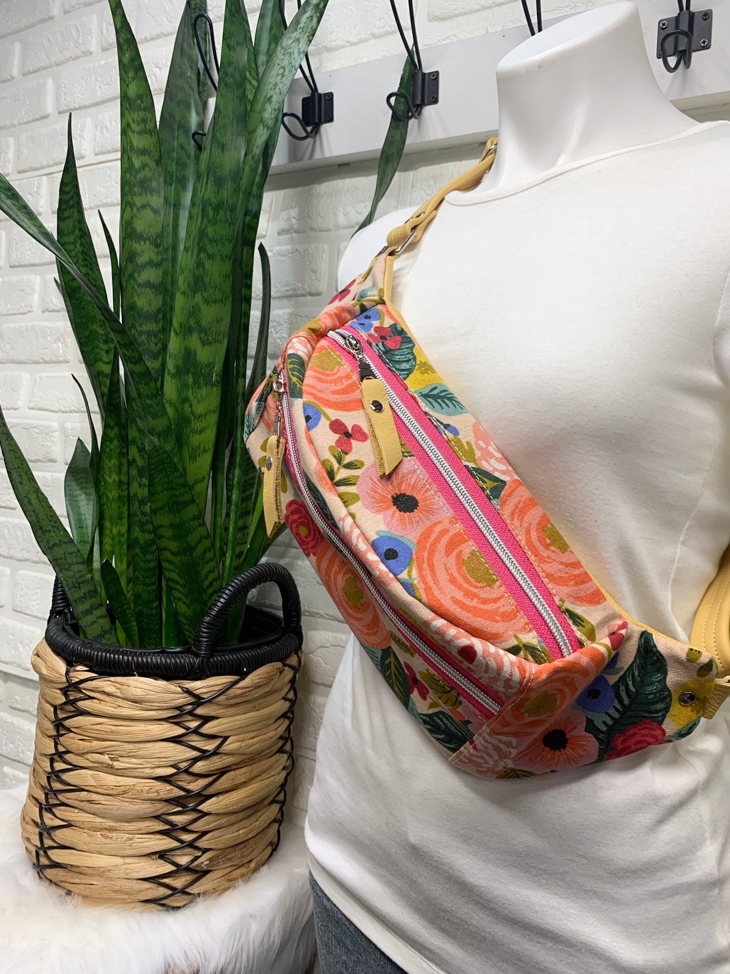Jade Sling bag Juliet Rose and leather crossbody, Fanny pack