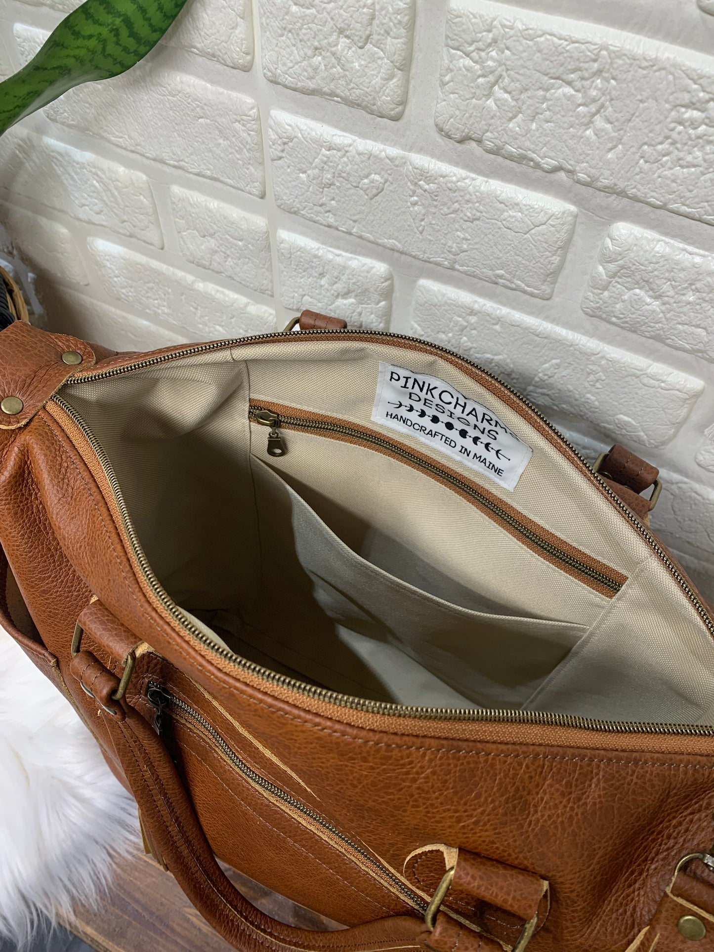 Custom Day bag in all leather, convertible strap, shoulder, crossbody, backpack
