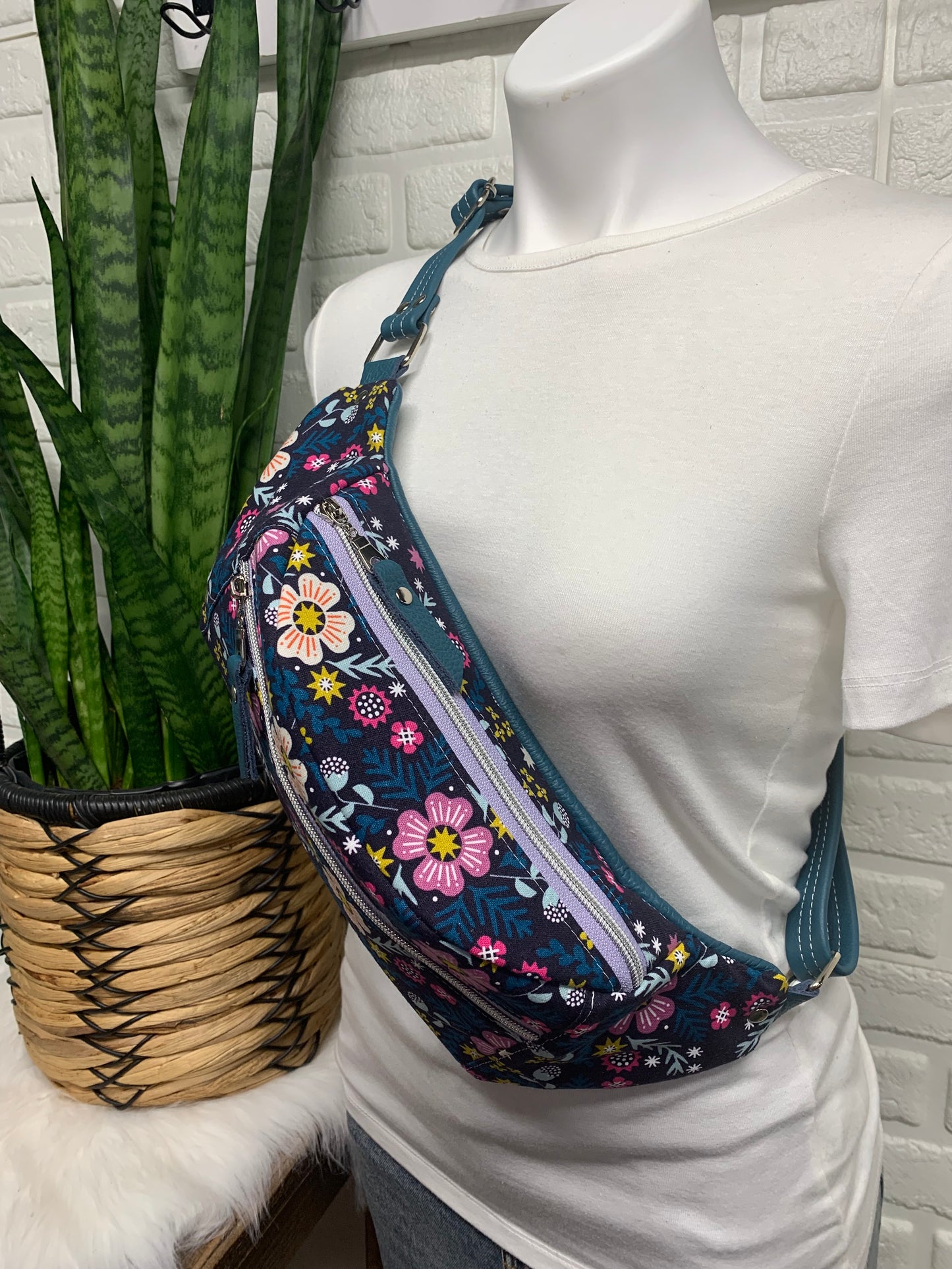 Jade Sling bag Wildflower Navy and Teal leather crossbody