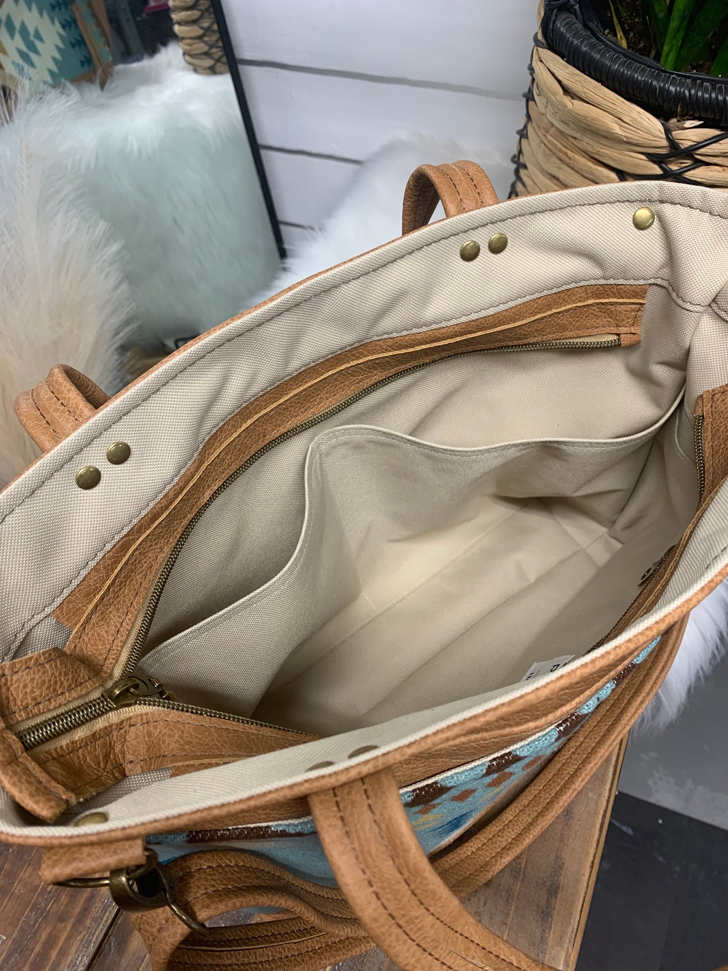 Topaz tote Wool and leather, Rancho Arroyo aqua, caramel leather