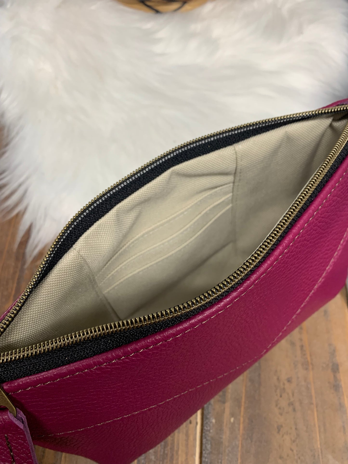 Ruby crossbody bag Berry Italian leather