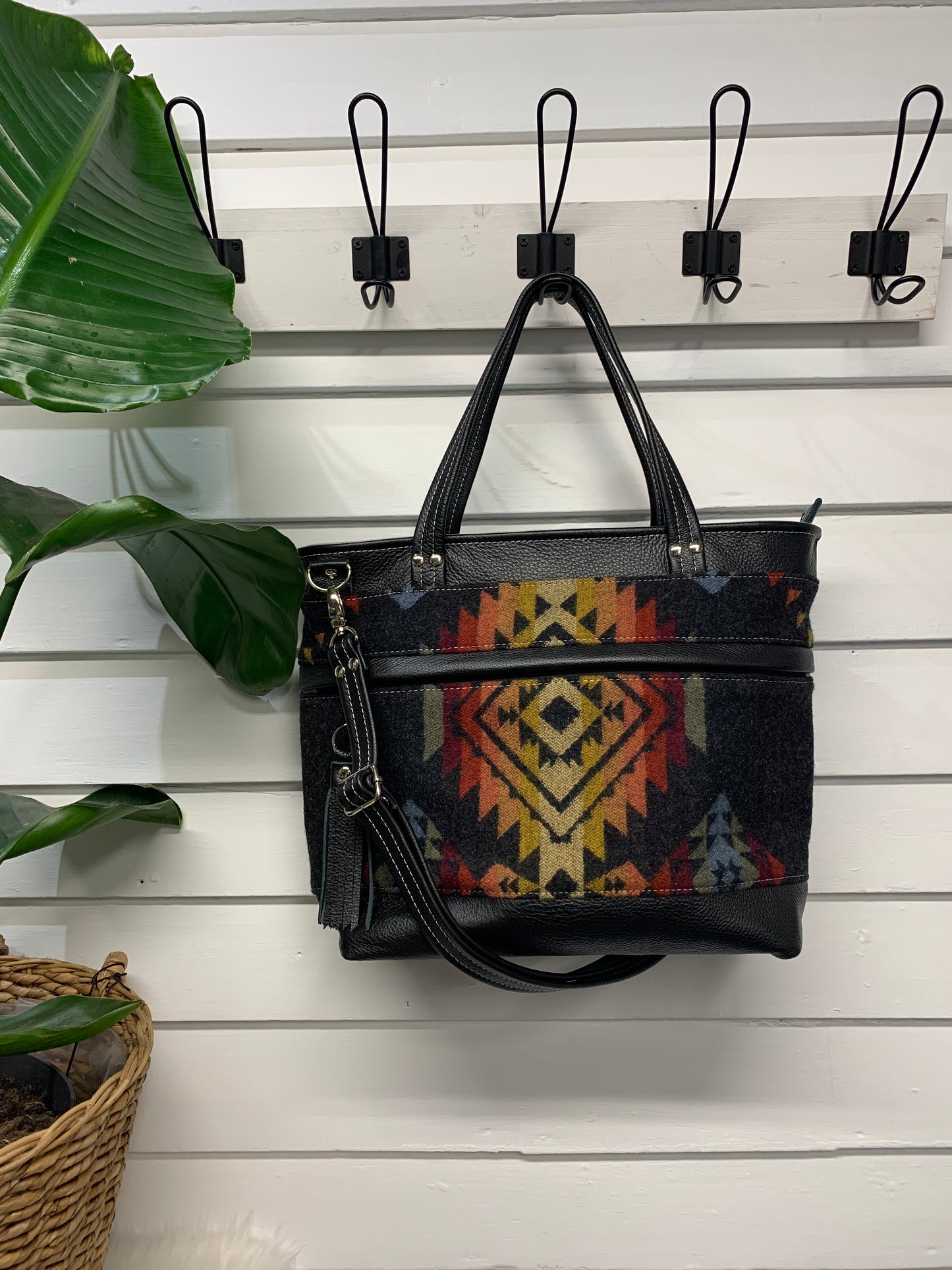 Topaz tote Wool and leather, Pueblo Dwelling, black pebble grain leather