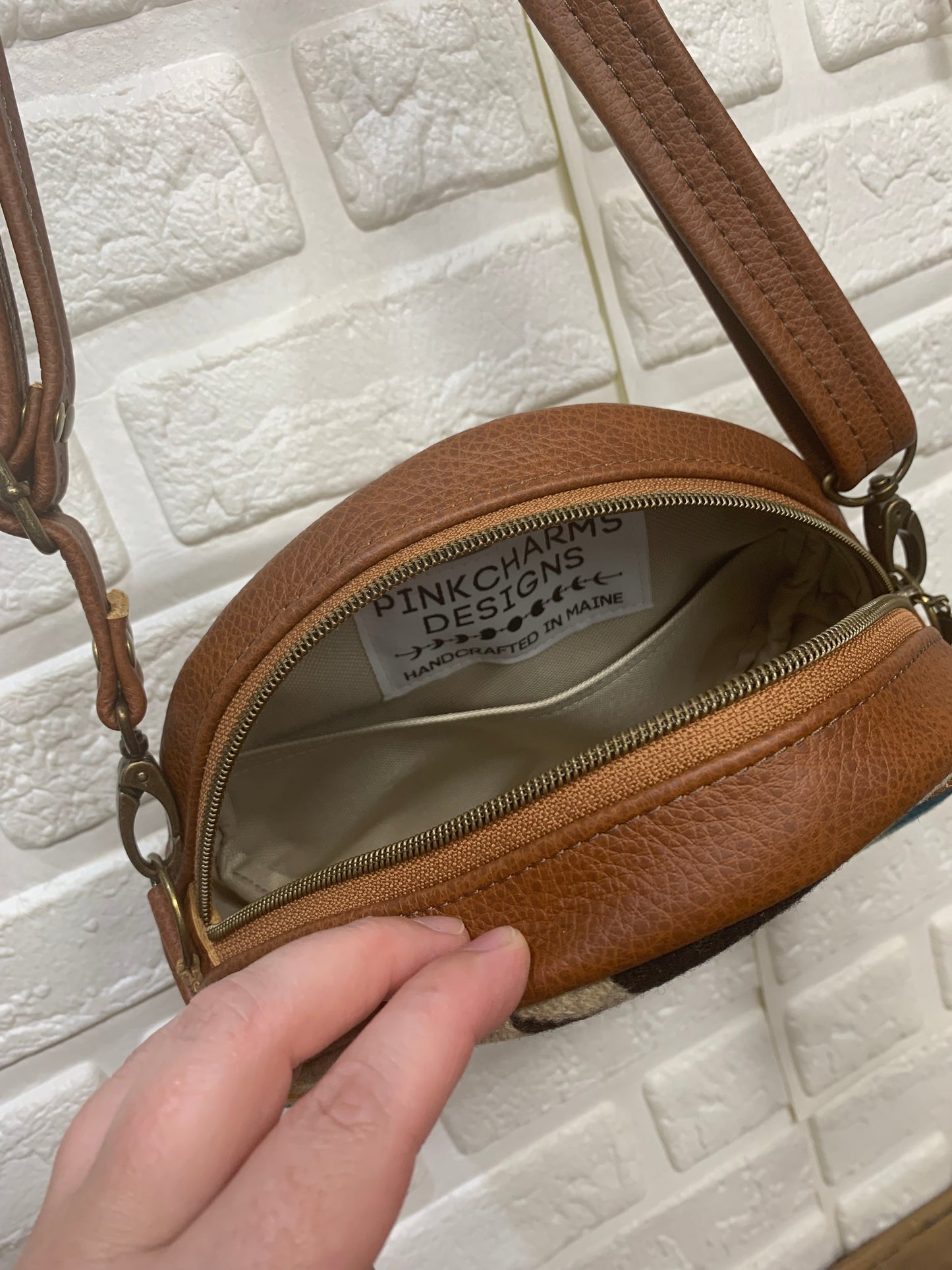 Moonstone crossbody bag, Rancho Arroyo brown wool, Circle bag