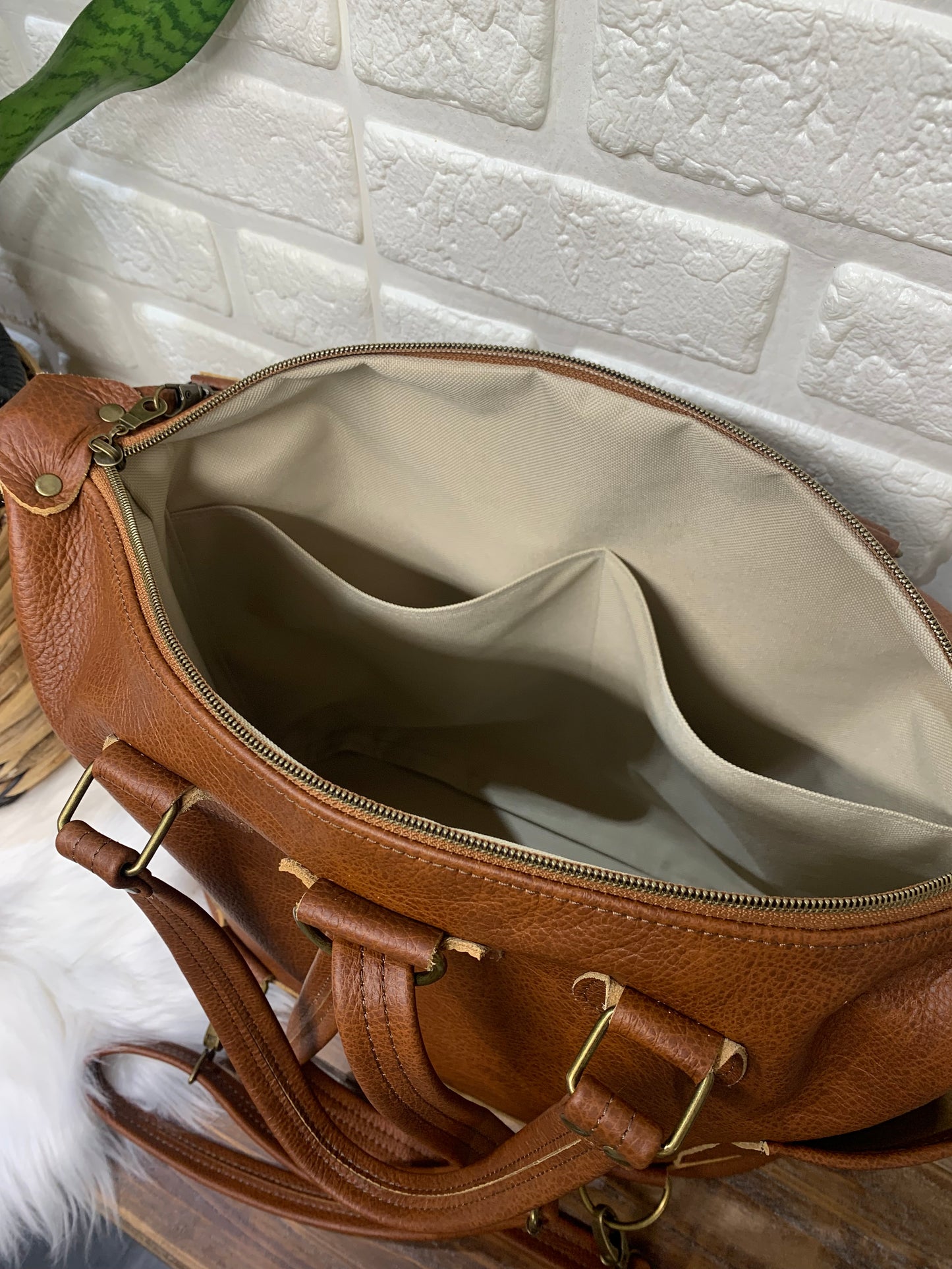Custom Day bag in all leather, convertible strap, shoulder, crossbody, backpack