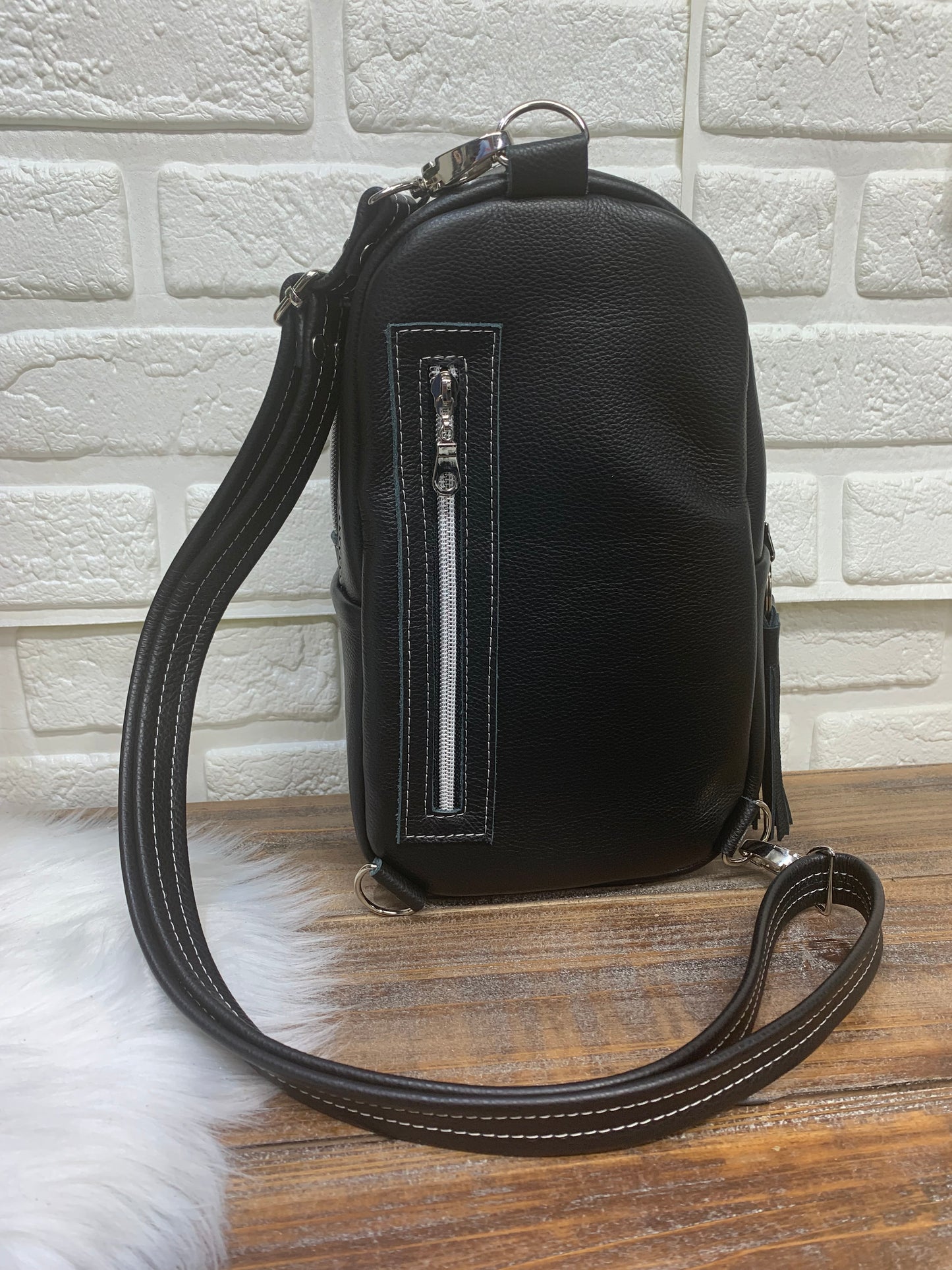 Citrine Sling backpack Harding black wool and Black leather