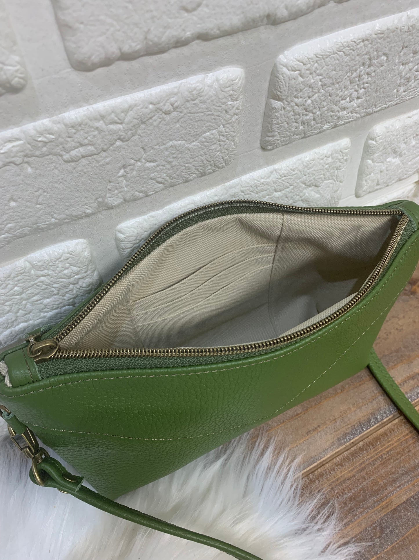 Ruby crossbody bag Olive Italian leather