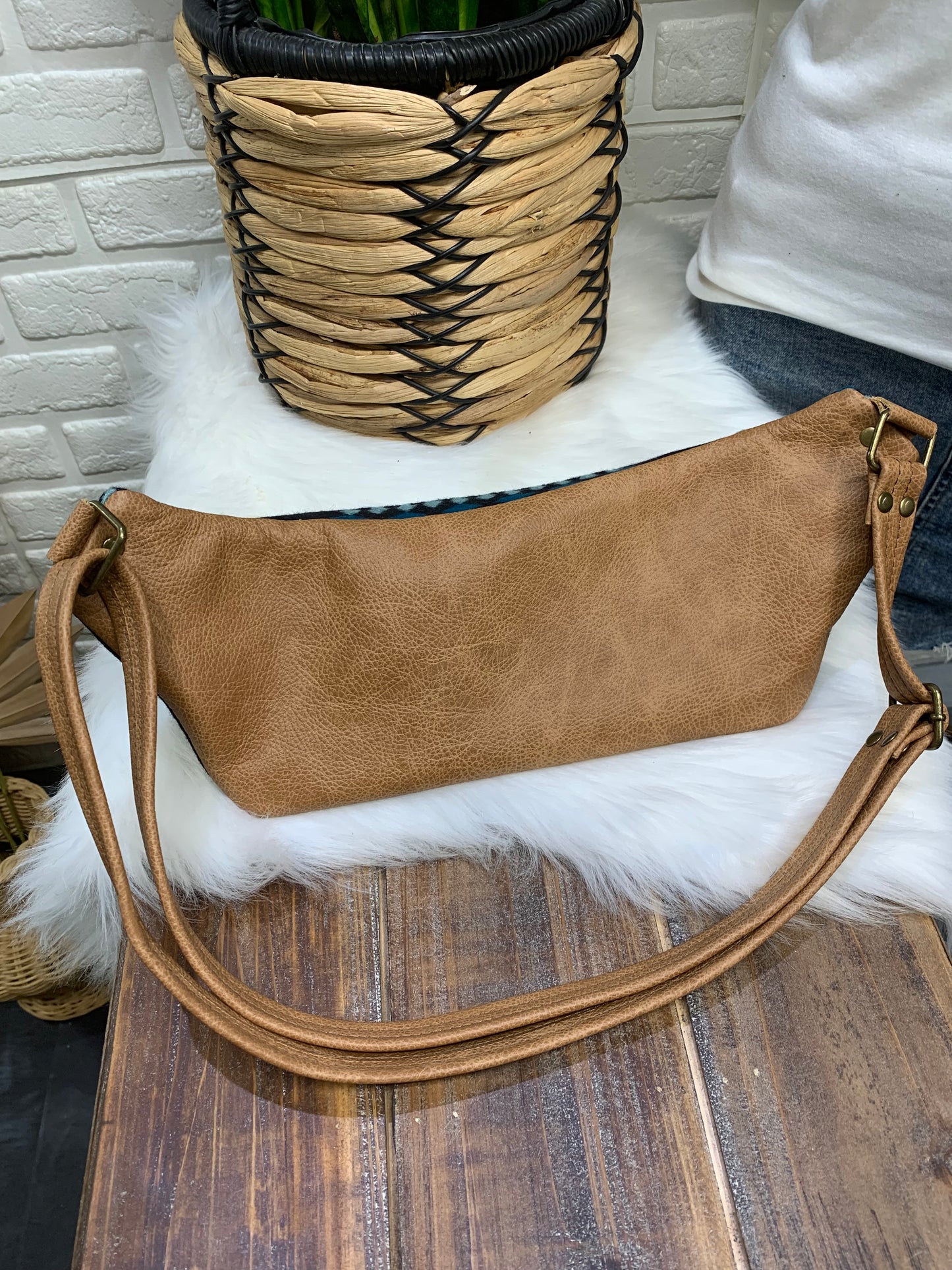 Jade Sling bag Black Rancho Arroyo wool and caramel leather crossbody
