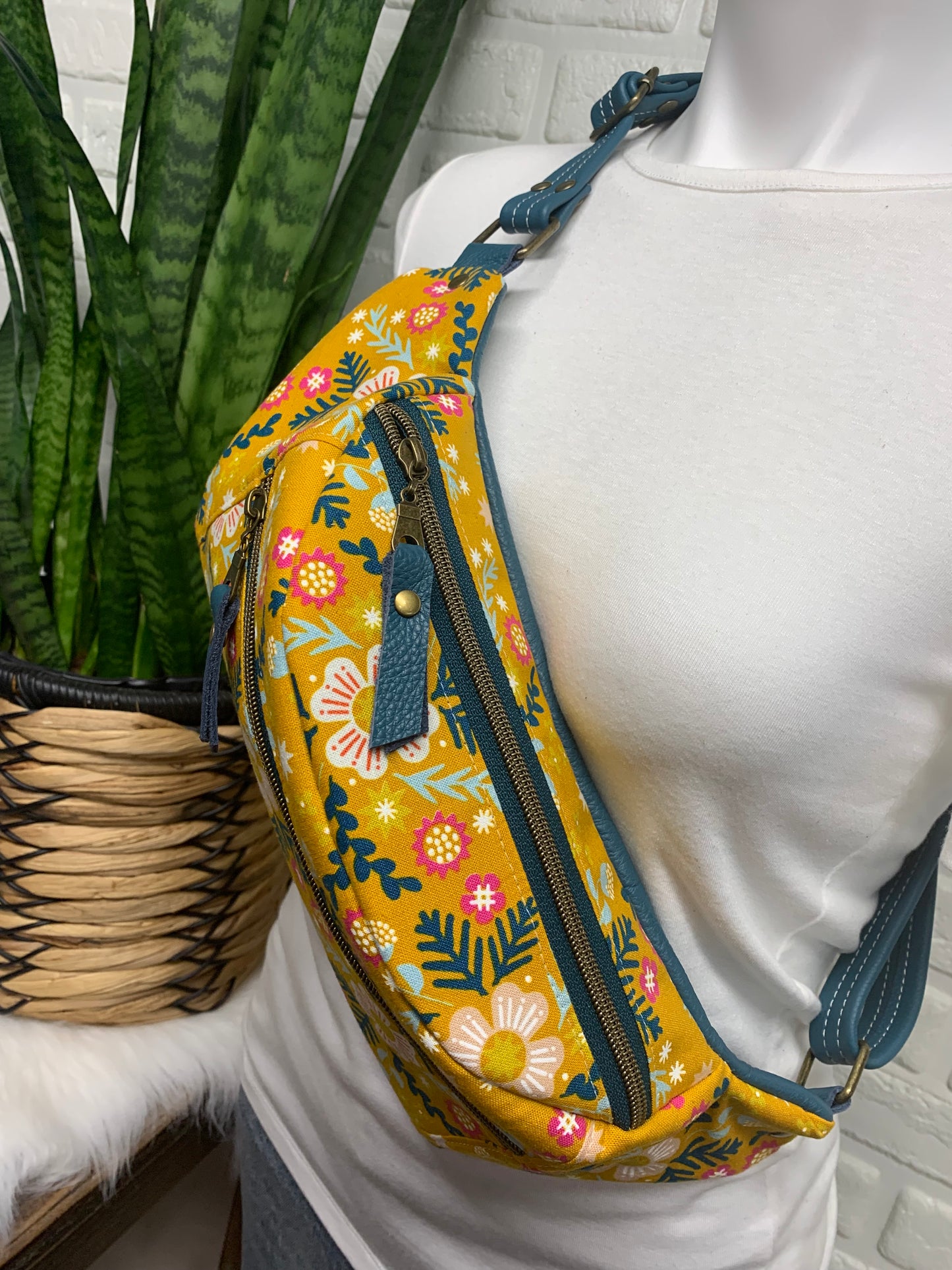 Jade Sling bag Wildflower Yellow and Teal leather crossbody