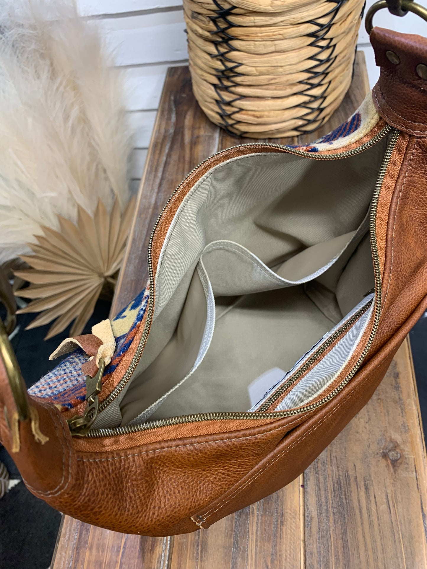 Buffalo wool Jasper Bucket bag, spice brown leather