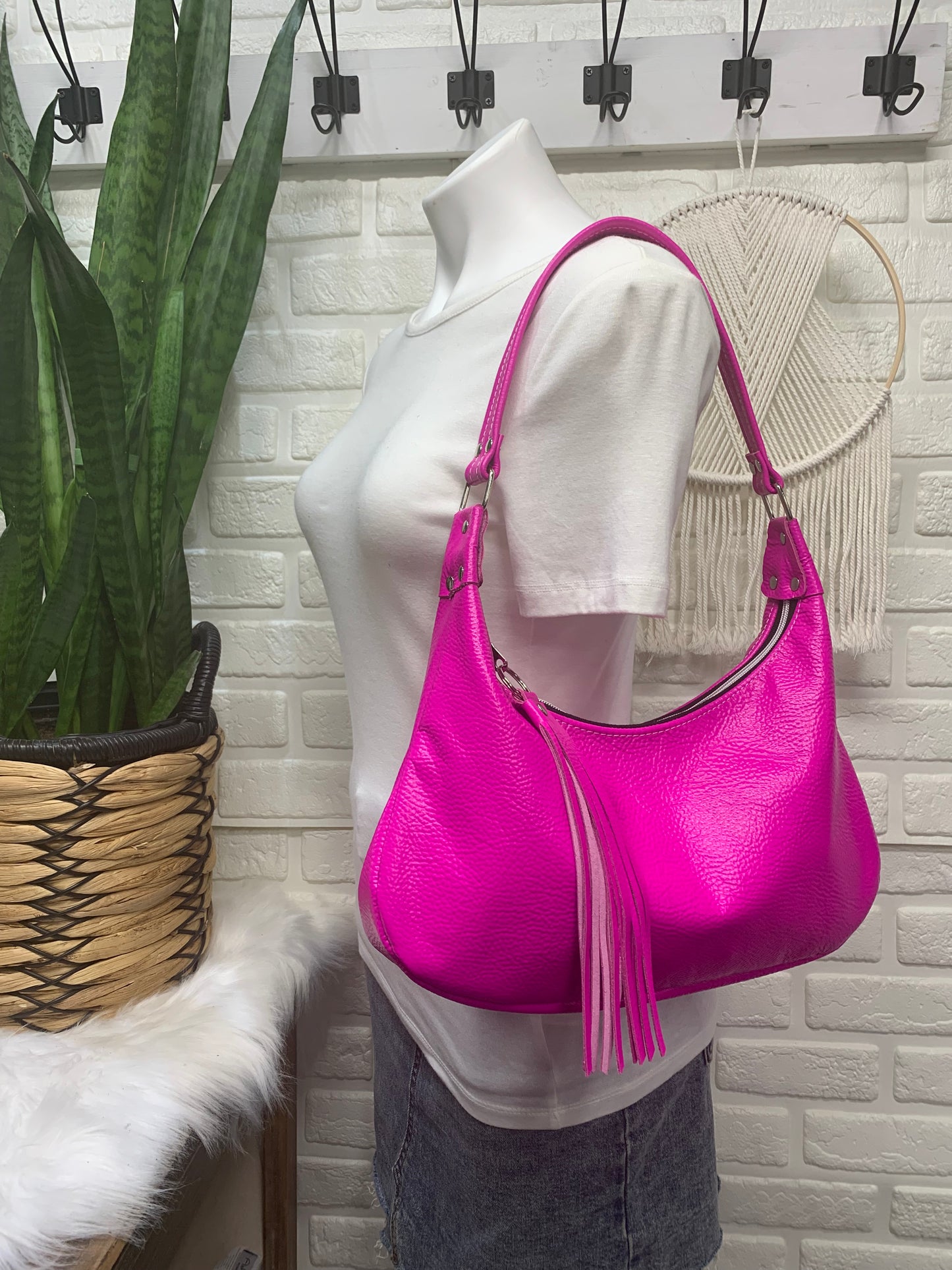 Small hobo bag Dream Pink Italian leather, shoulder strap