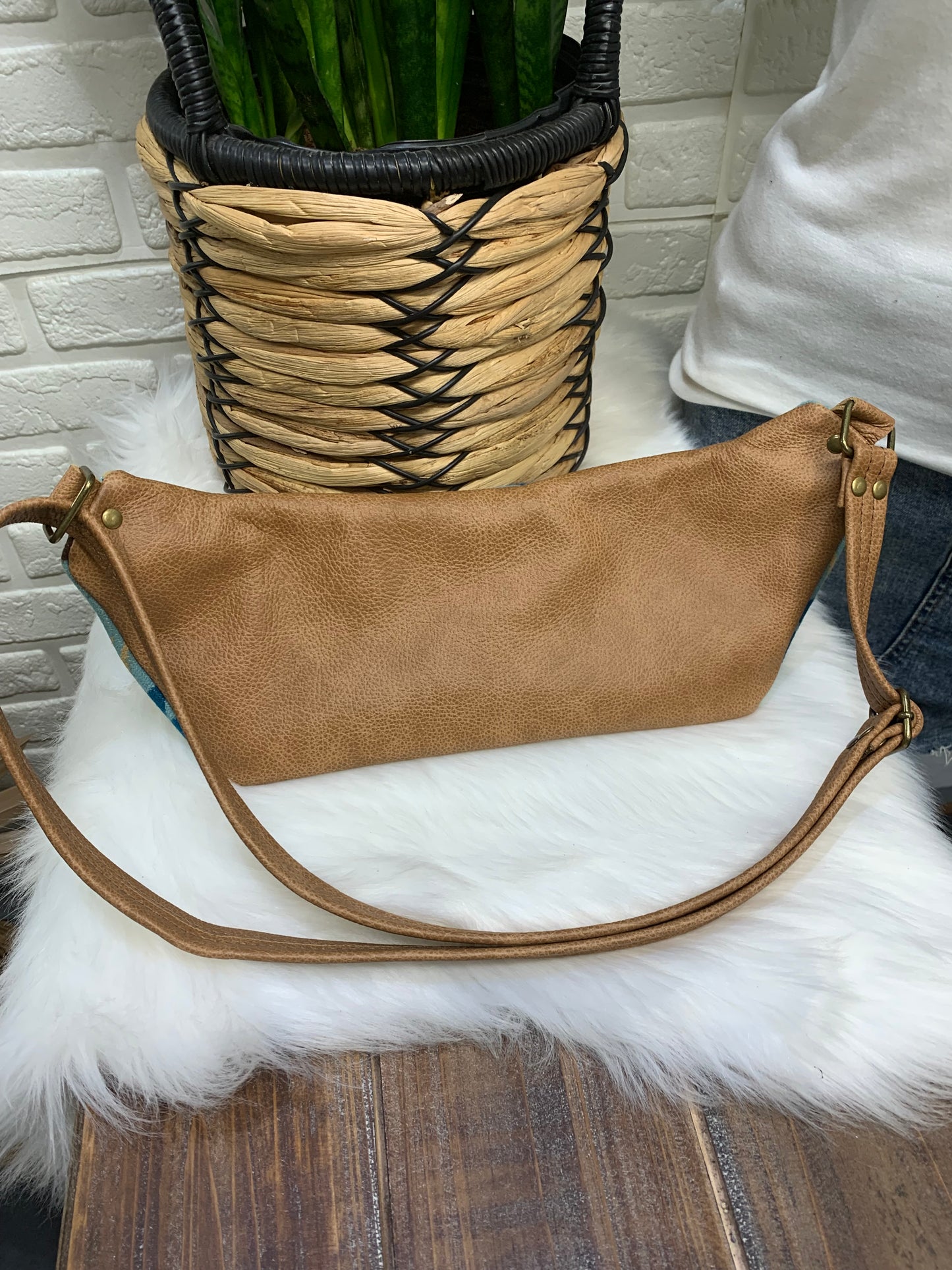 Jade Sling bag Aqua Rancho Arroyo wool and leather crossbody