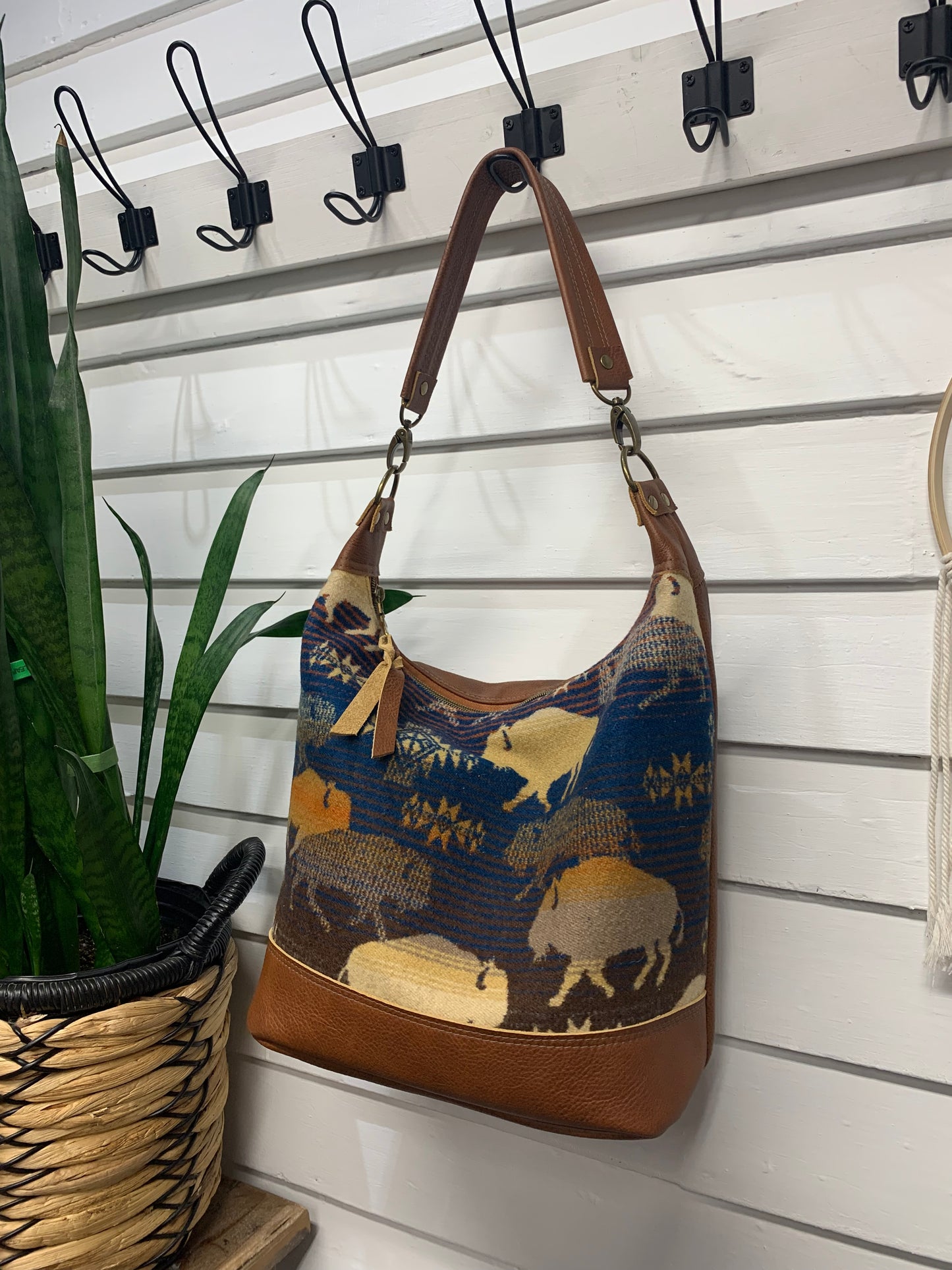 Buffalo wool Jasper Bucket bag, spice brown leather