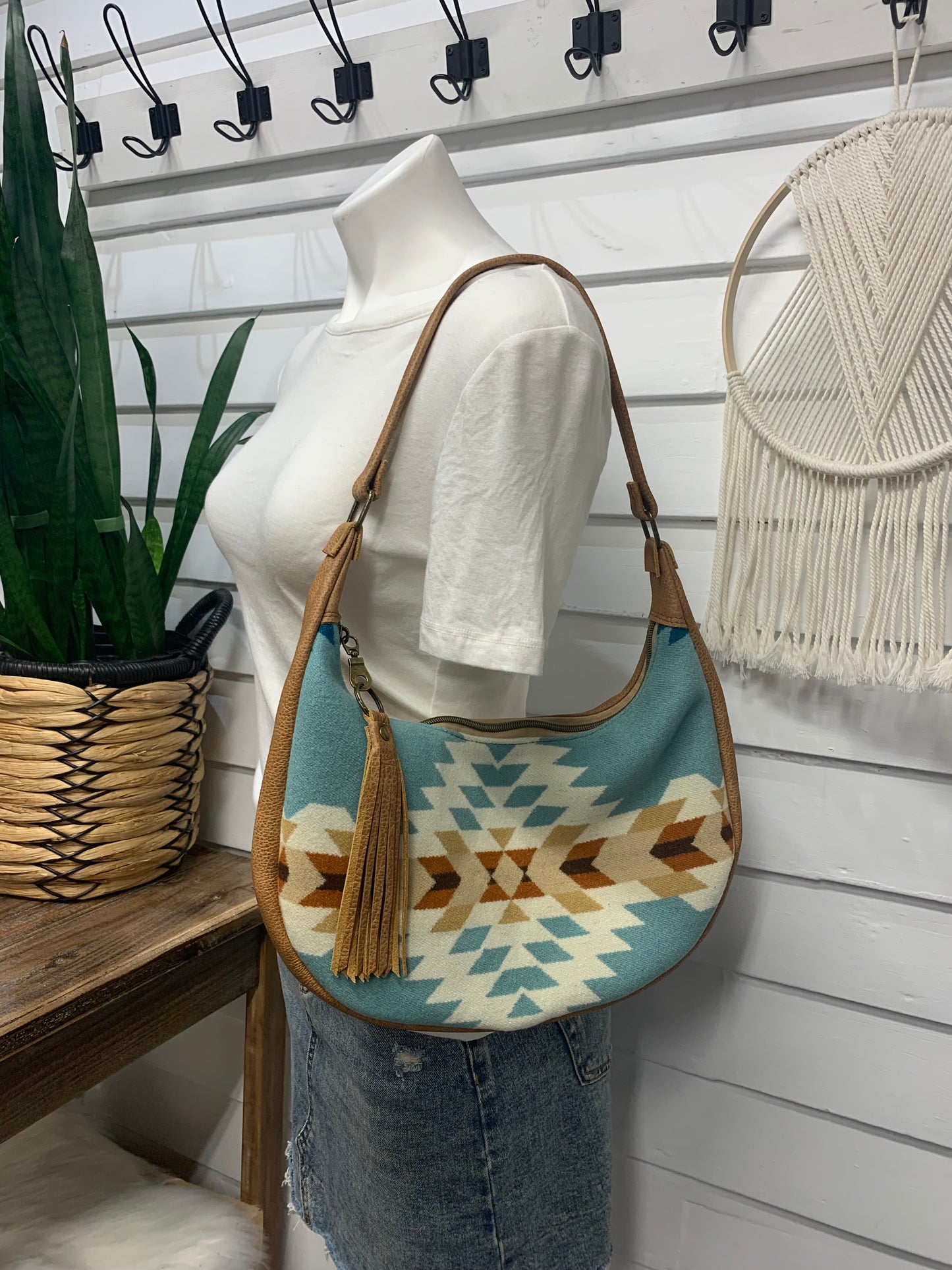 Garnet small hobo bag Rancho Arroyo Aqua Wool and caramel leather, shoulder strap
