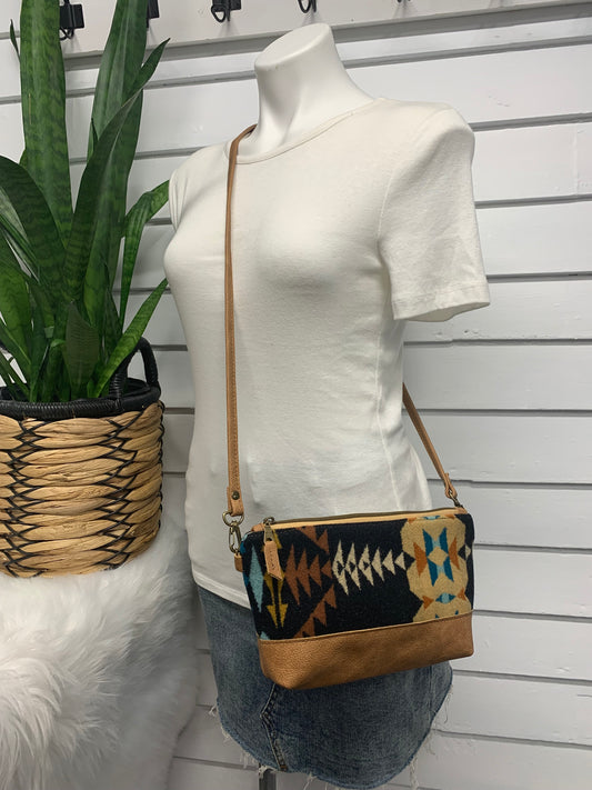 Ruby crossbody bag wool and leather, caramel brown leather bottom