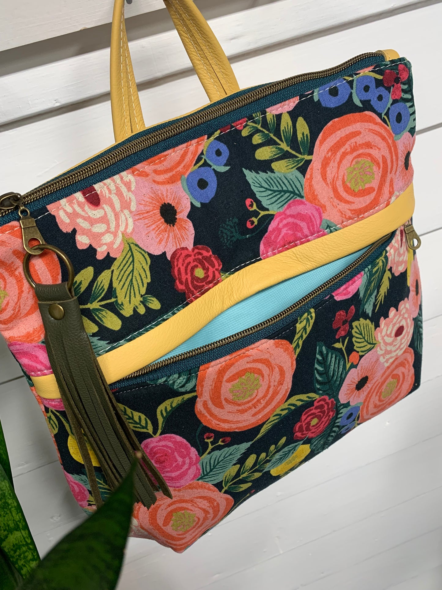 Pearl Backpack Juliet rose canvas, yellow leather