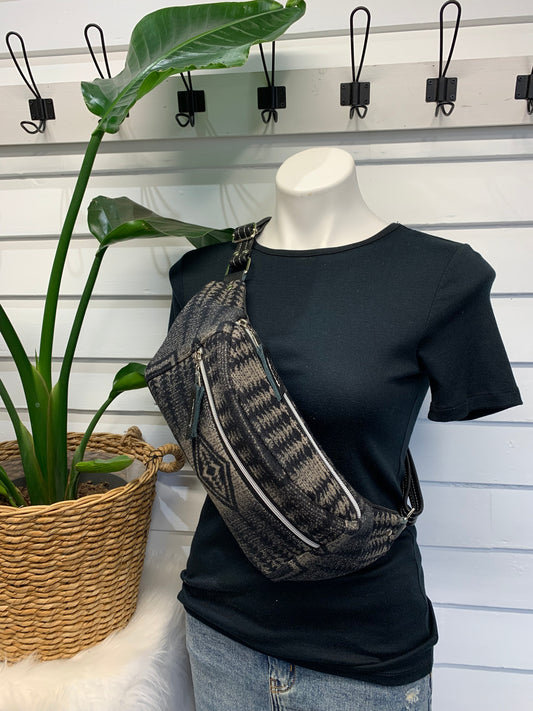 Jade Sling bag Harding Black wool and black leather crossbody bag