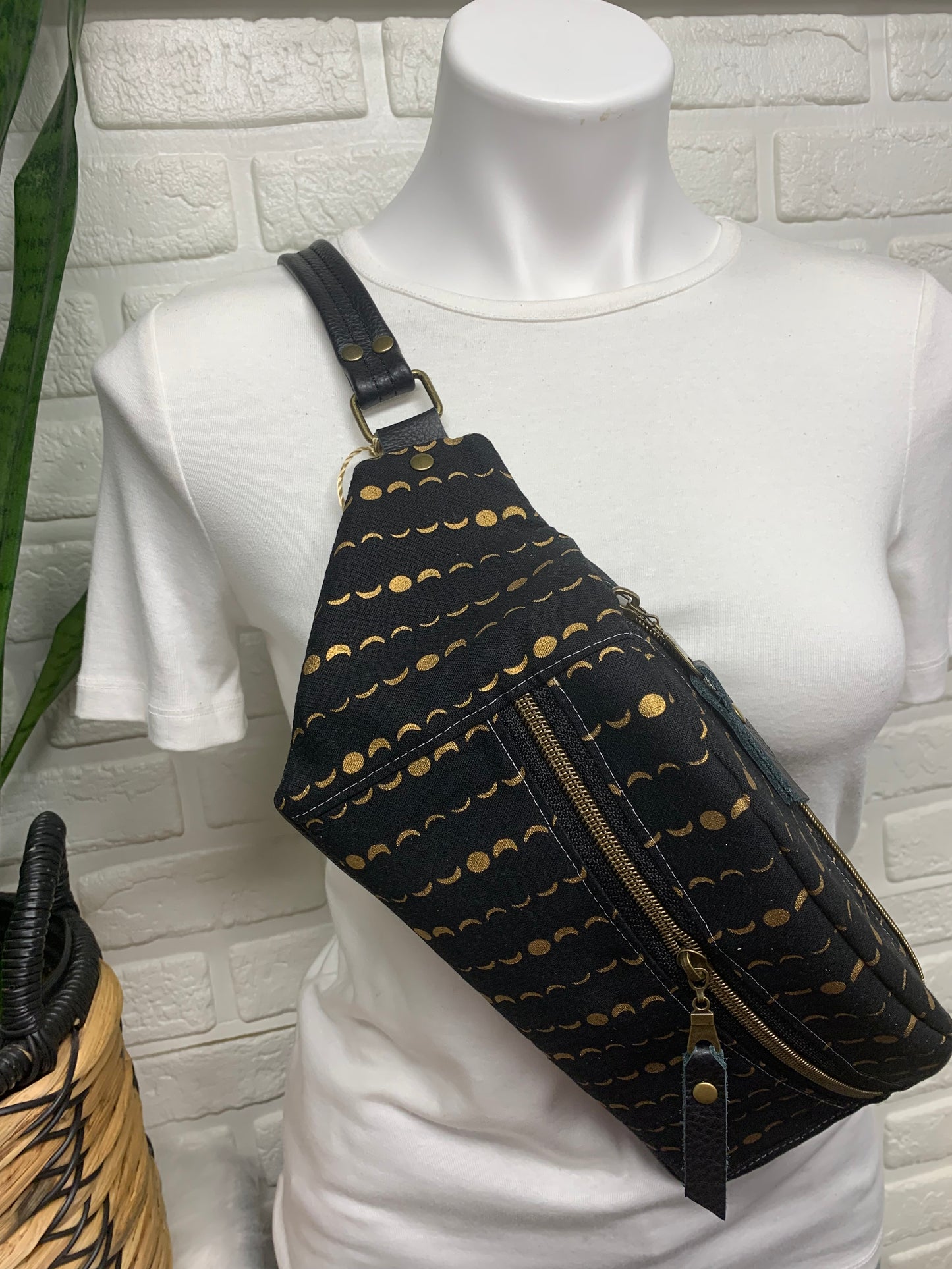Jade Sling bag Solstice and leather crossbody, Fanny pack