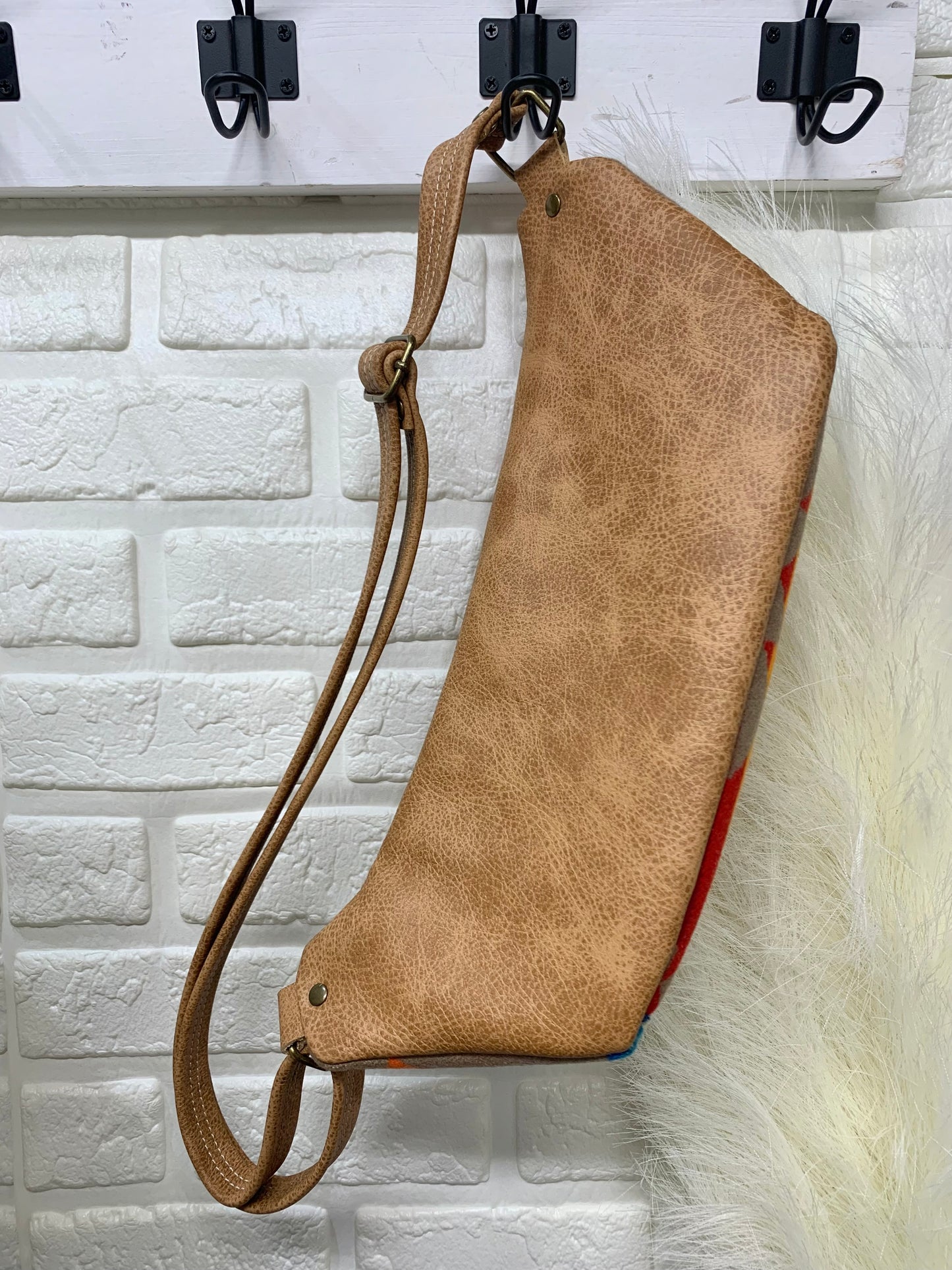 Jade Sling bag Pilot Rock wool and caramel leather crossbody