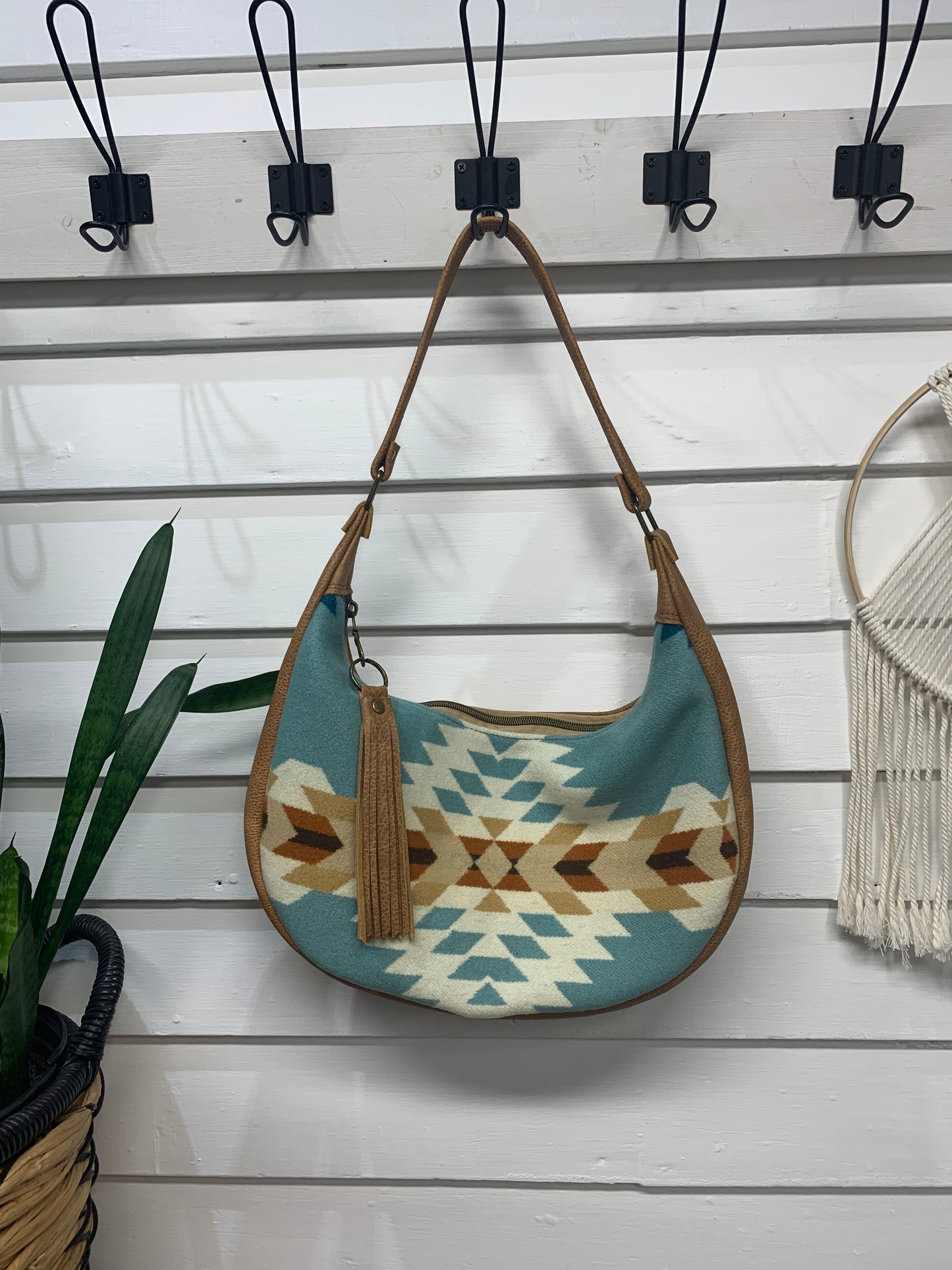 Garnet small hobo bag Rancho Arroyo Aqua Wool and caramel leather, shoulder strap