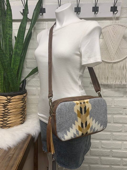 Emerald crossbody bag, Rancho Arroyo silver wool, saddle brown leather, Camera bag