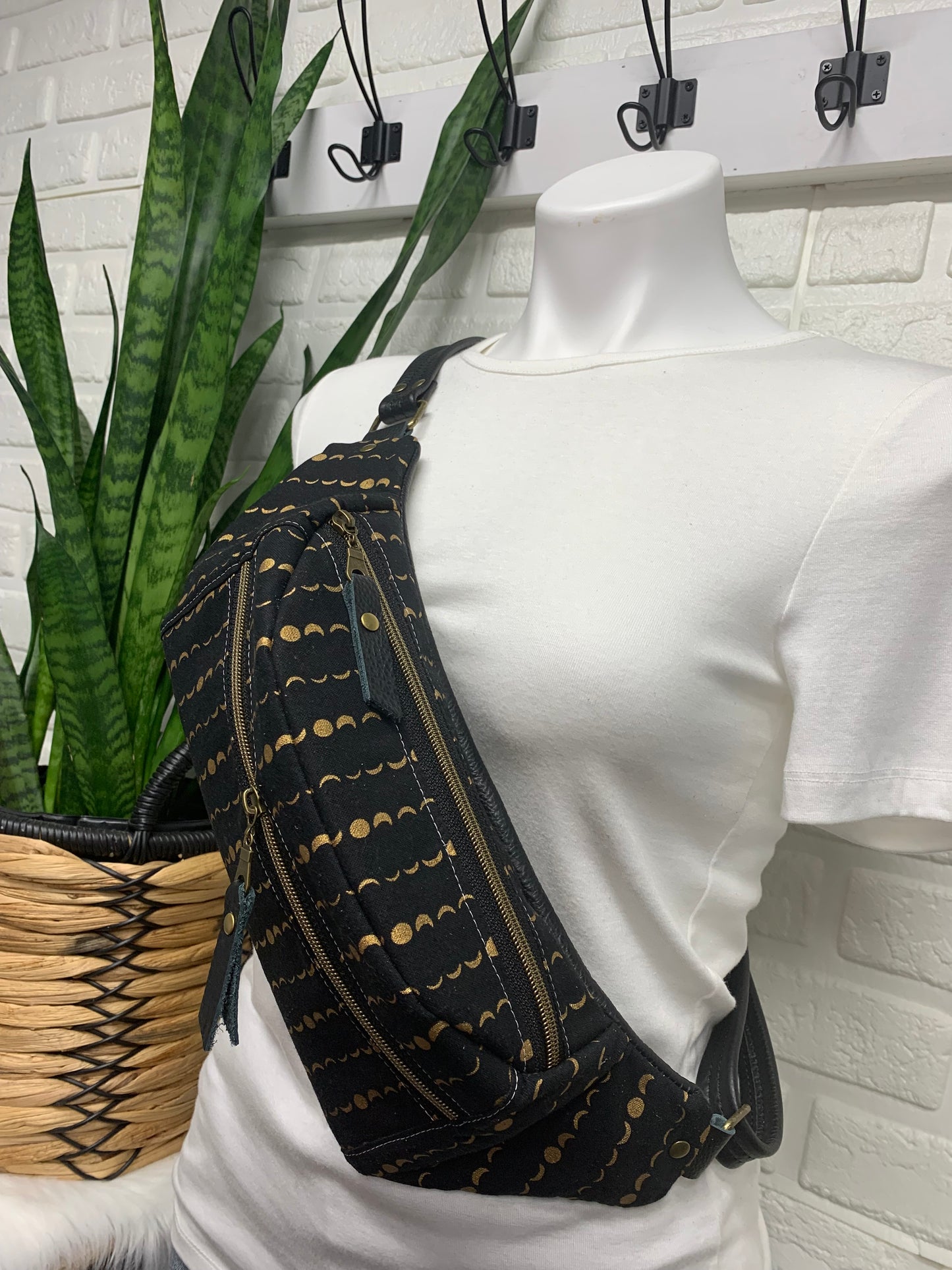 Jade Sling bag Solstice and leather crossbody, Fanny pack