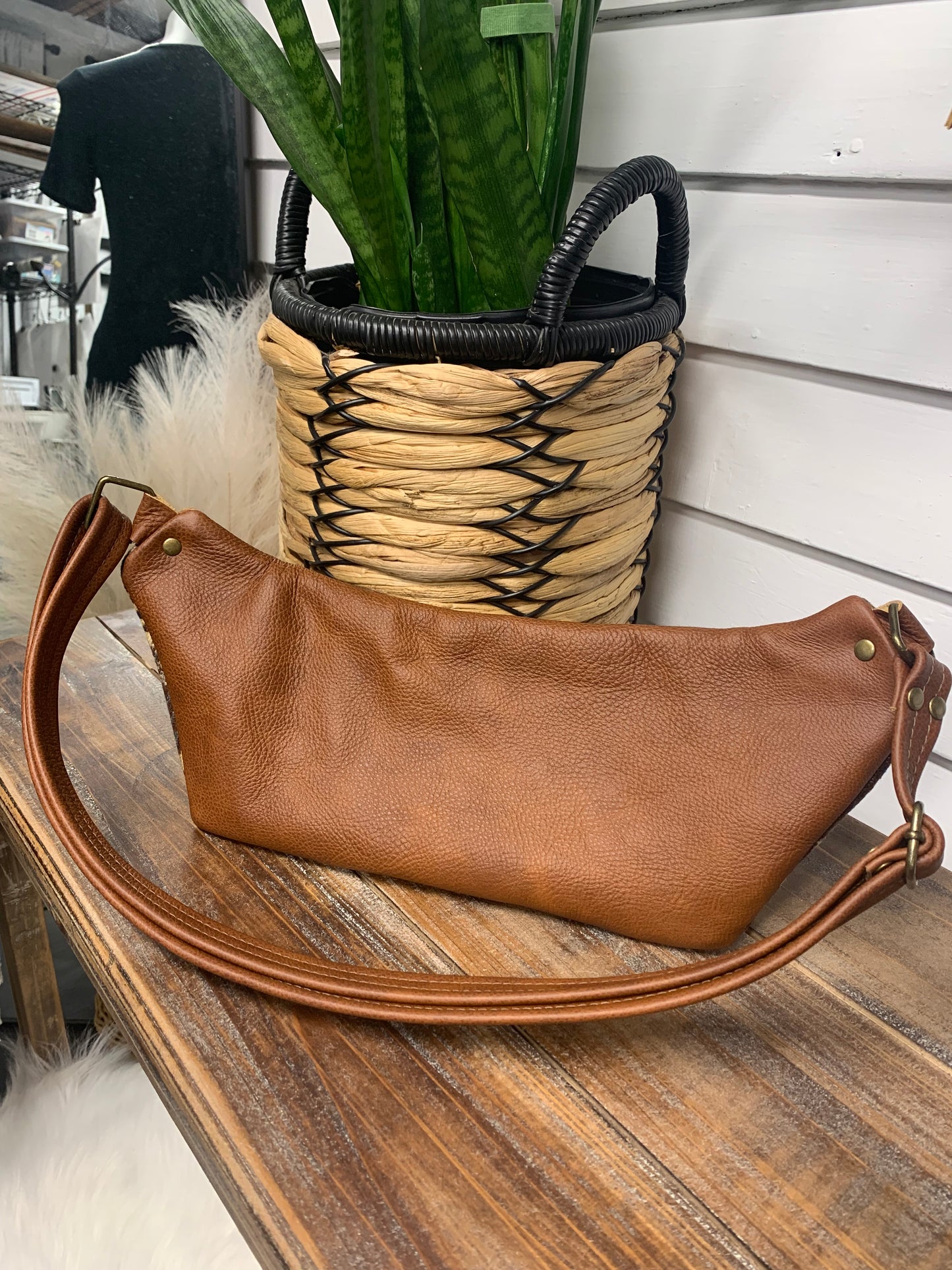 Jade Sling bag Buffalo wool and saddle leather crossbody