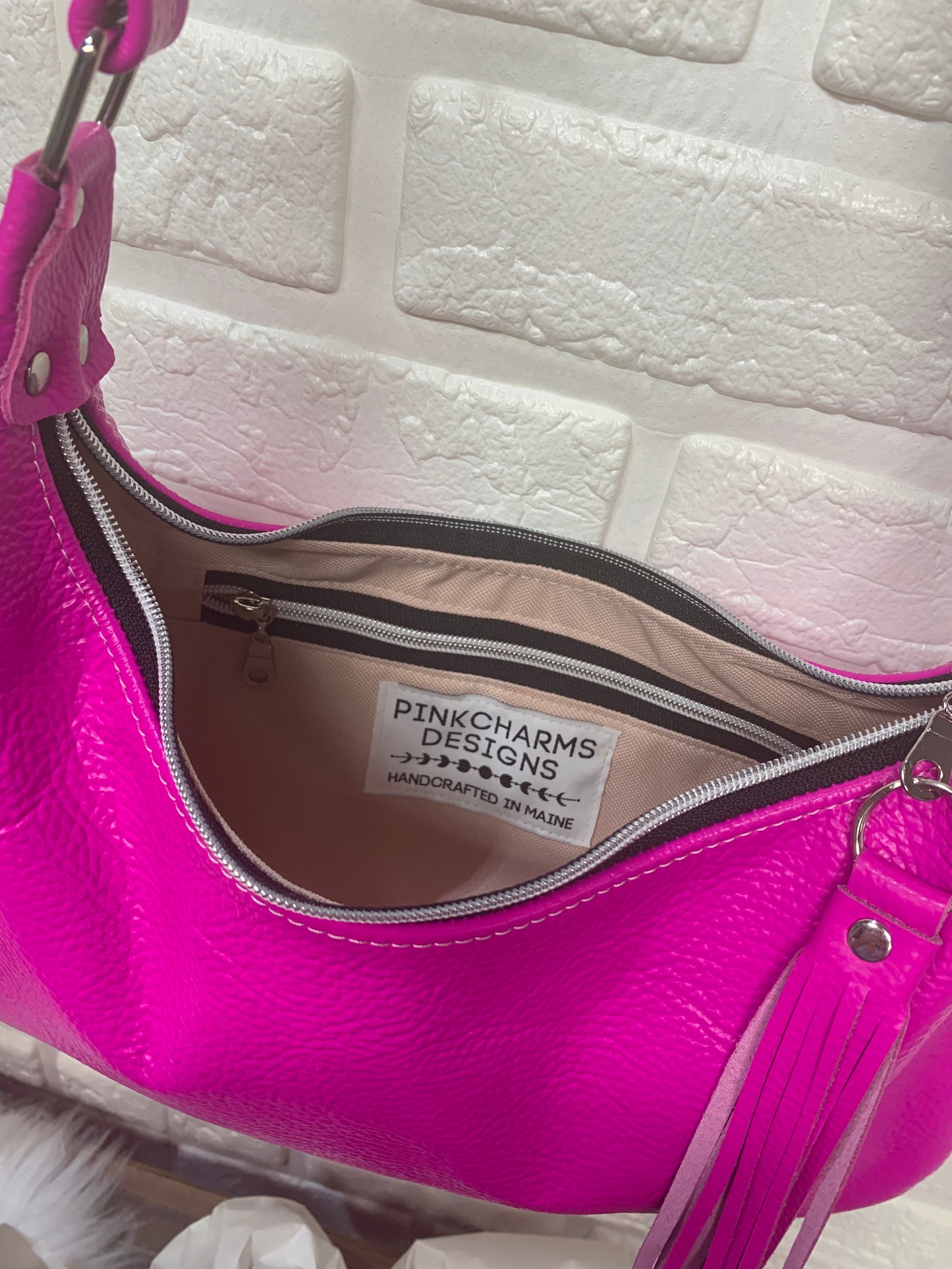 Small hobo bag Dream Pink Italian leather, shoulder strap