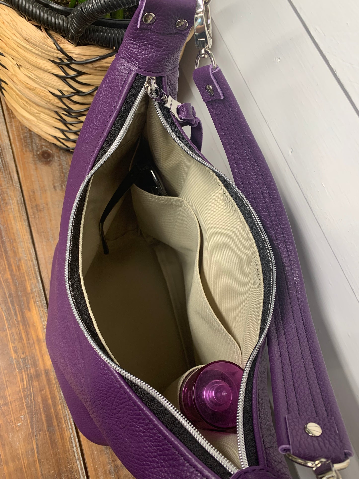 Jasper Bucket bag, Purple Italian pebble grain leather