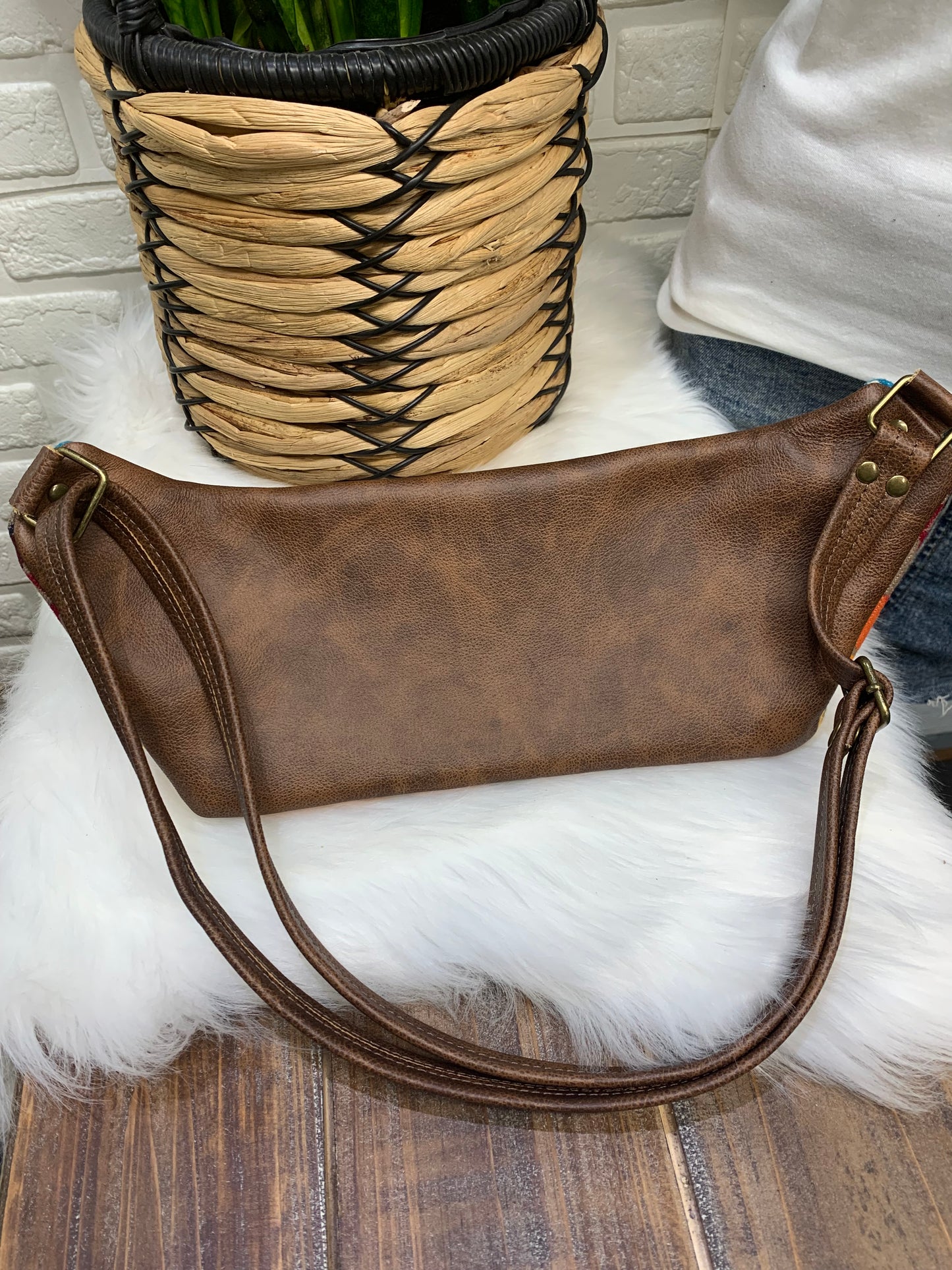 Jade Sling bag Pilot Rock wool and saddle leather crossbody