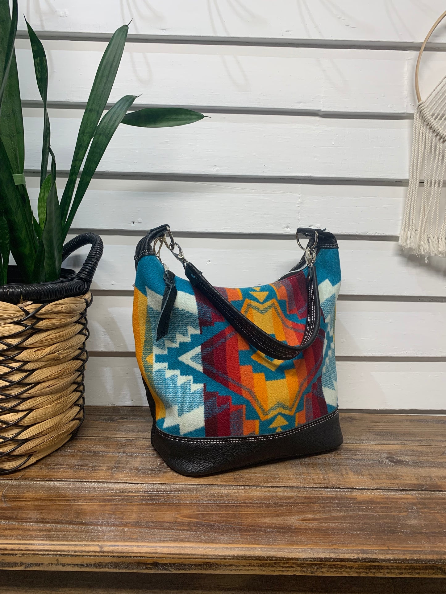 Jasper Bucket bag, All Over Turquoise wool, black leather