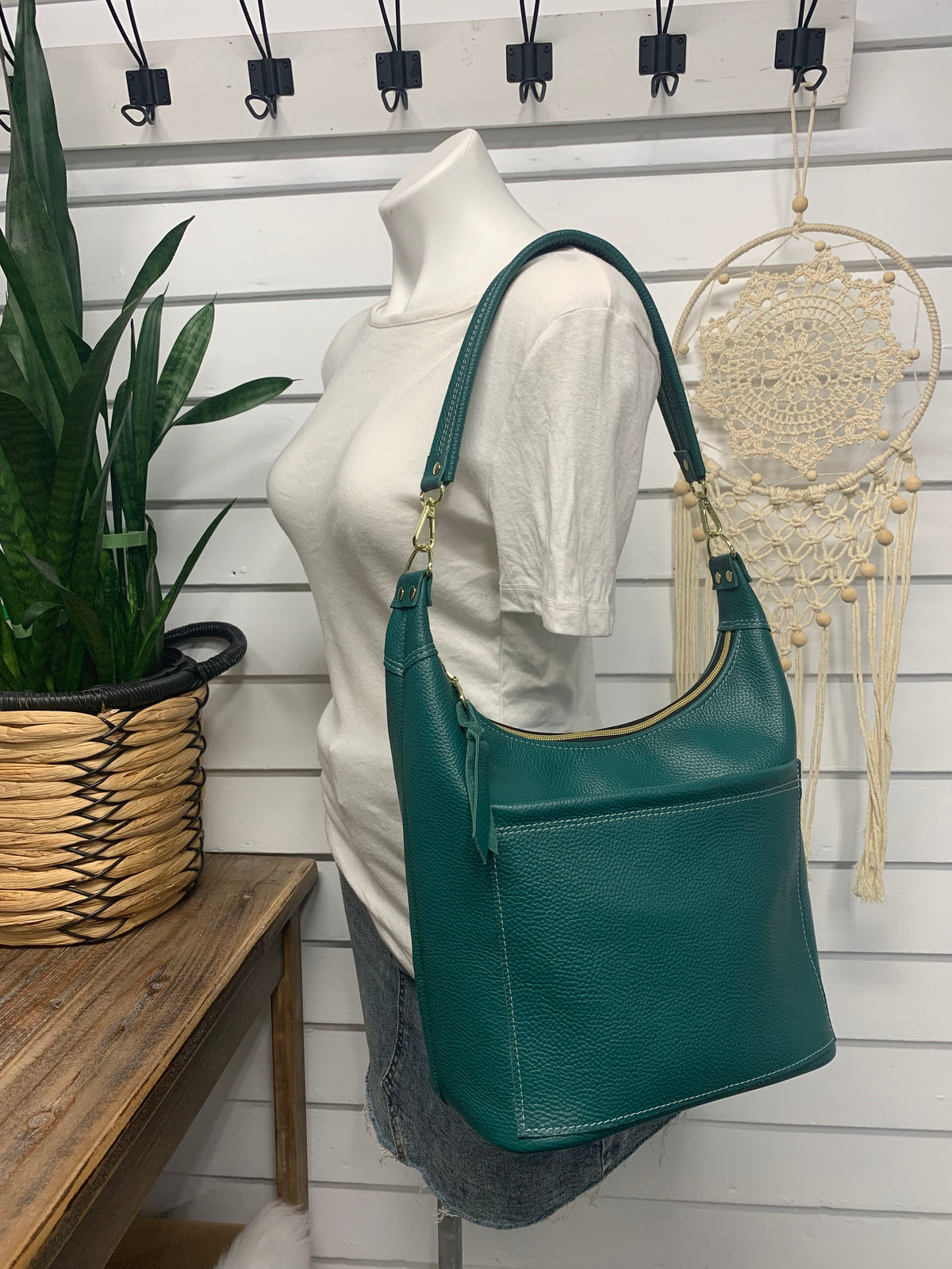 Jasper Bucket bag, Pavone Italian pebble grain leather
