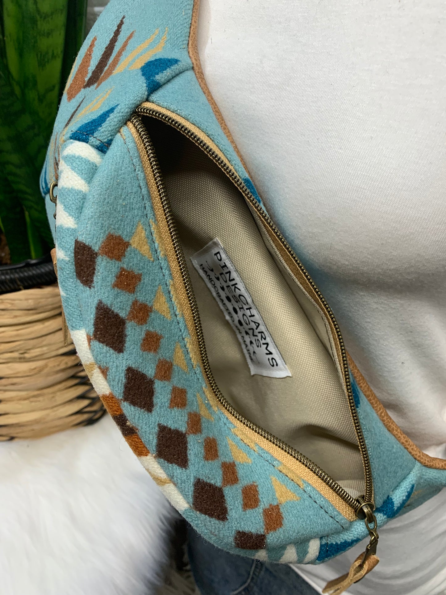 Jade Sling bag Aqua Rancho Arroyo wool and leather crossbody