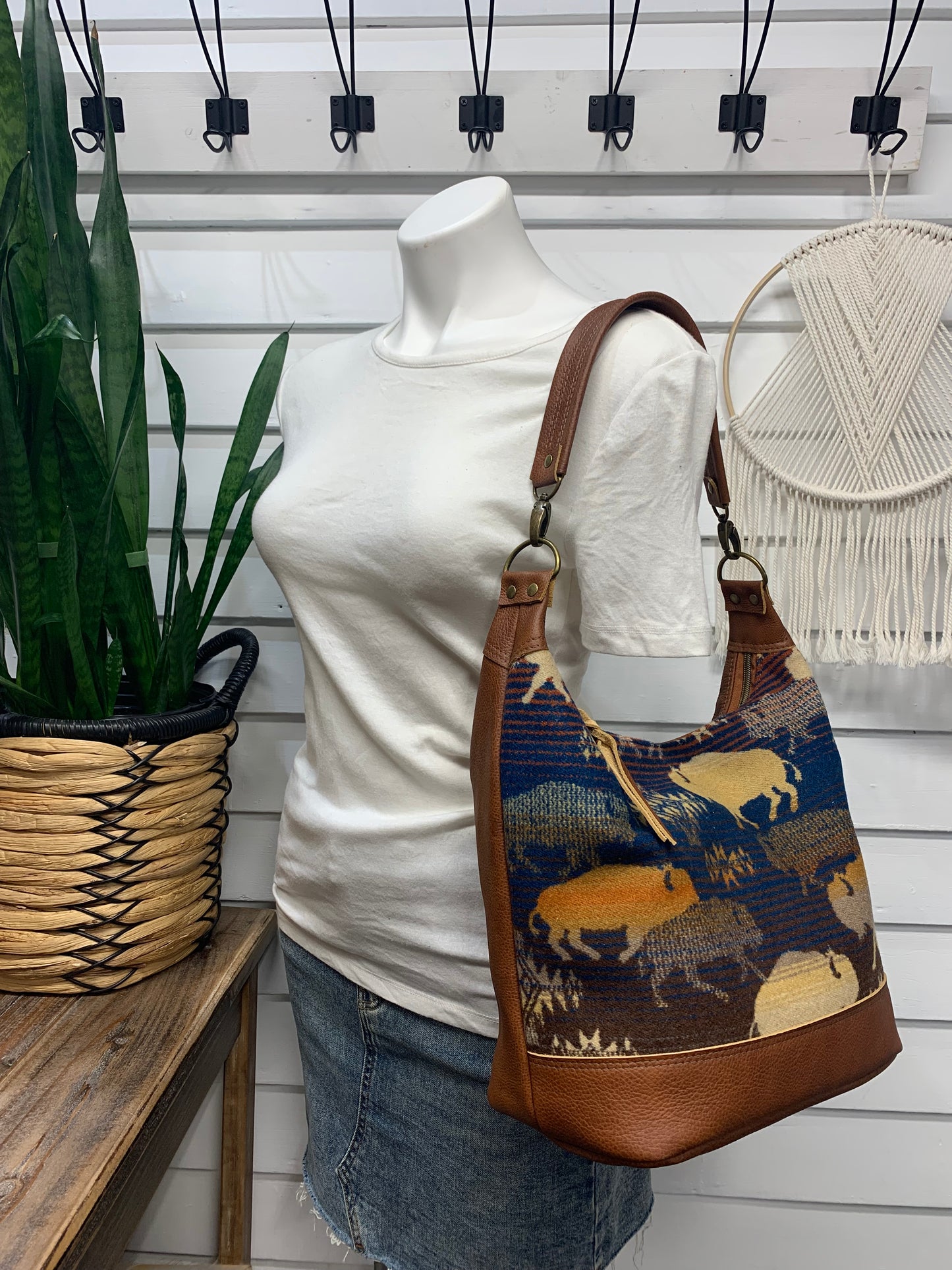 Buffalo wool Jasper Bucket bag, spice brown leather