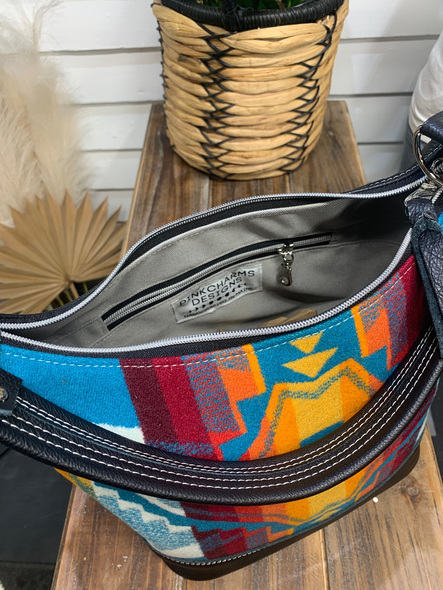Jasper Bucket bag, All Over Turquoise wool, black leather