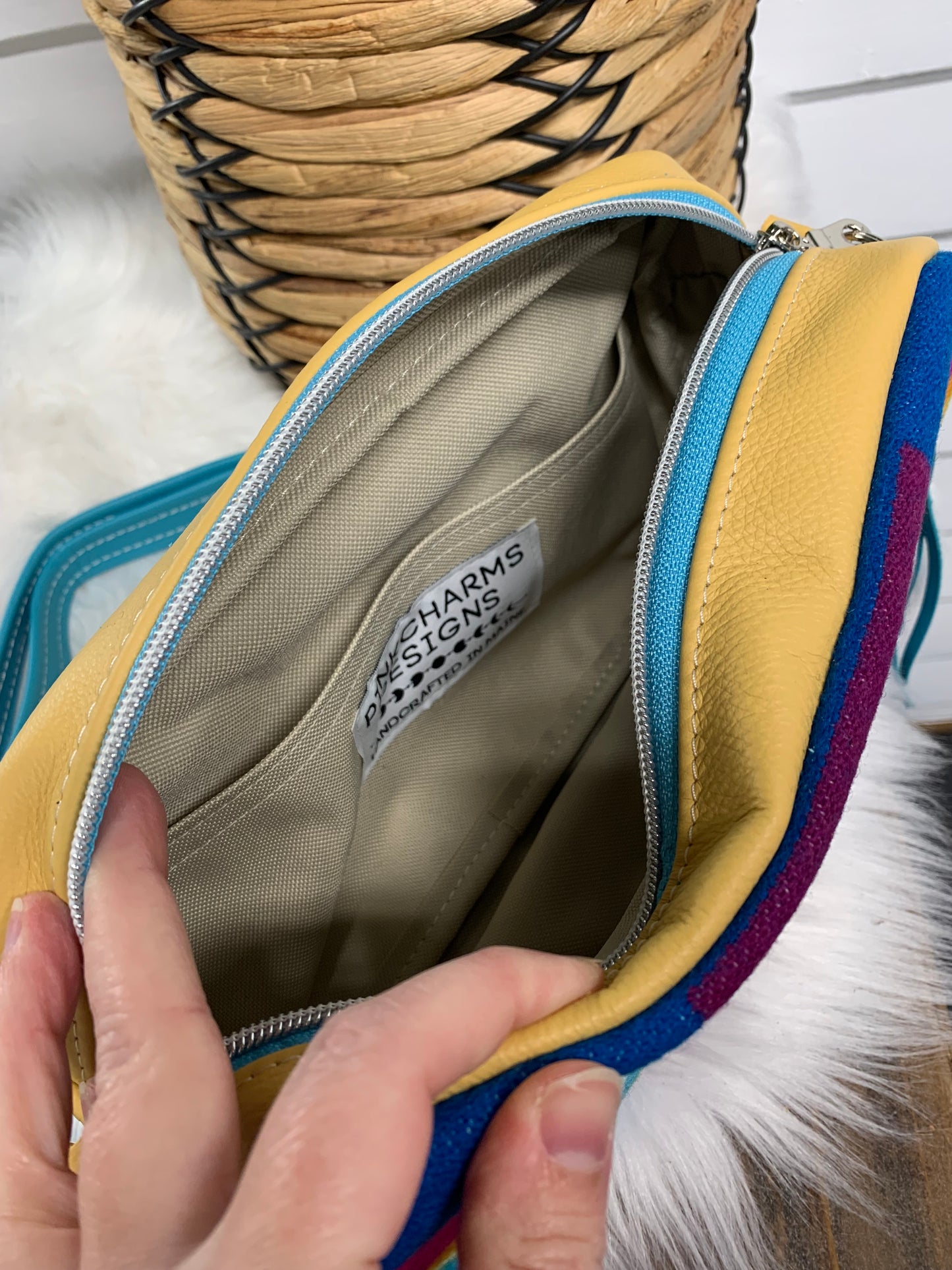 Emerald crossbody bag, San Gabriel wool, yellow turquoise leather, square bag