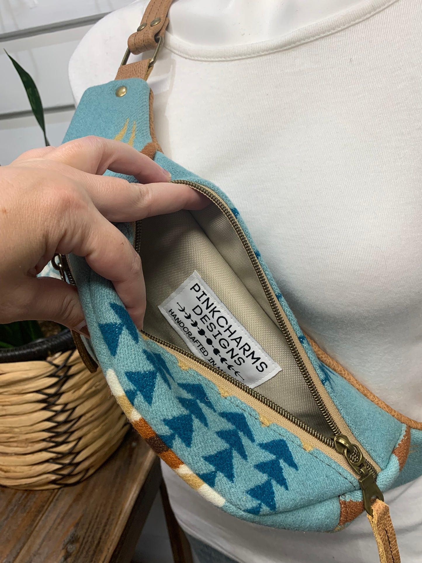 Jade Sling bag Aqua Rancho Arroyo wool and caramel leather crossbody