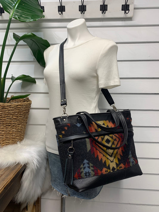 Topaz tote Wool and leather, Pueblo Dwelling, black pebble grain leather