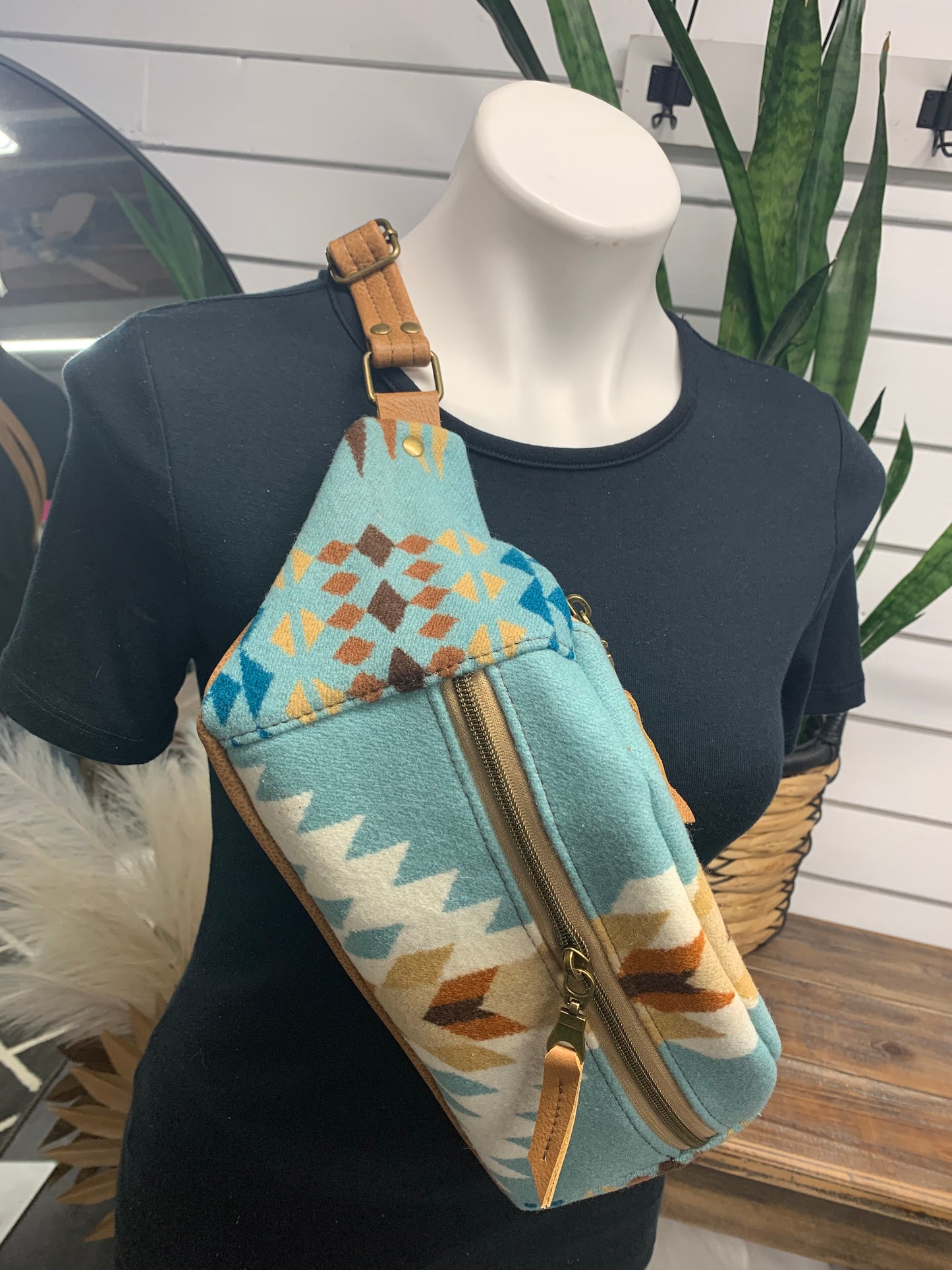 Jade Sling bag Aqua Rancho Arroyo wool and caramel leather crossbody