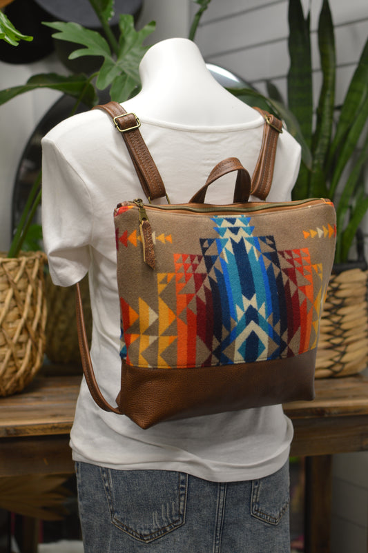 Backpack Pilot Rock wool, saddle brown leather