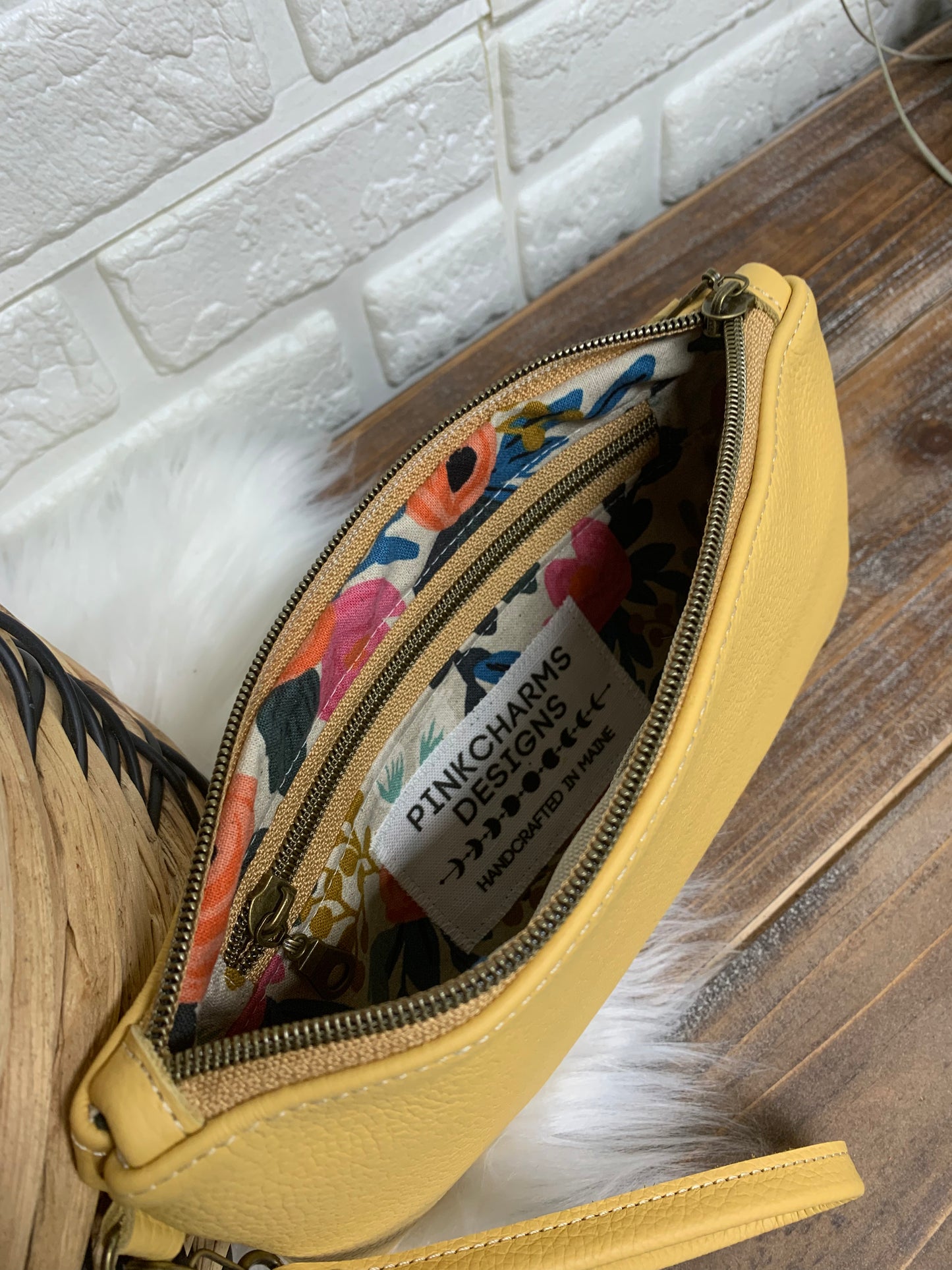 Western Sun leather clutch wristlet with card slots